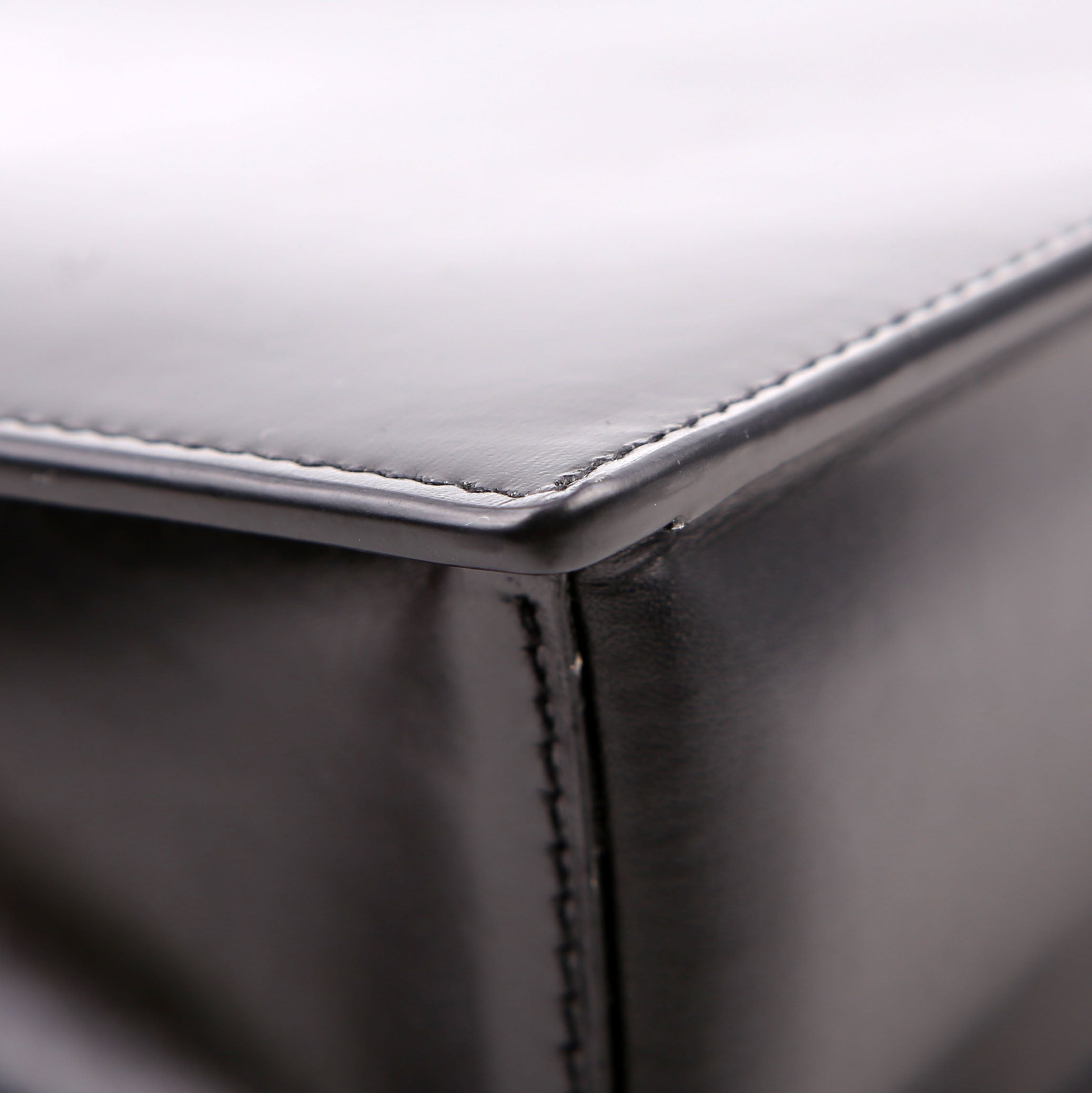 Sulpice Medium Leather Black