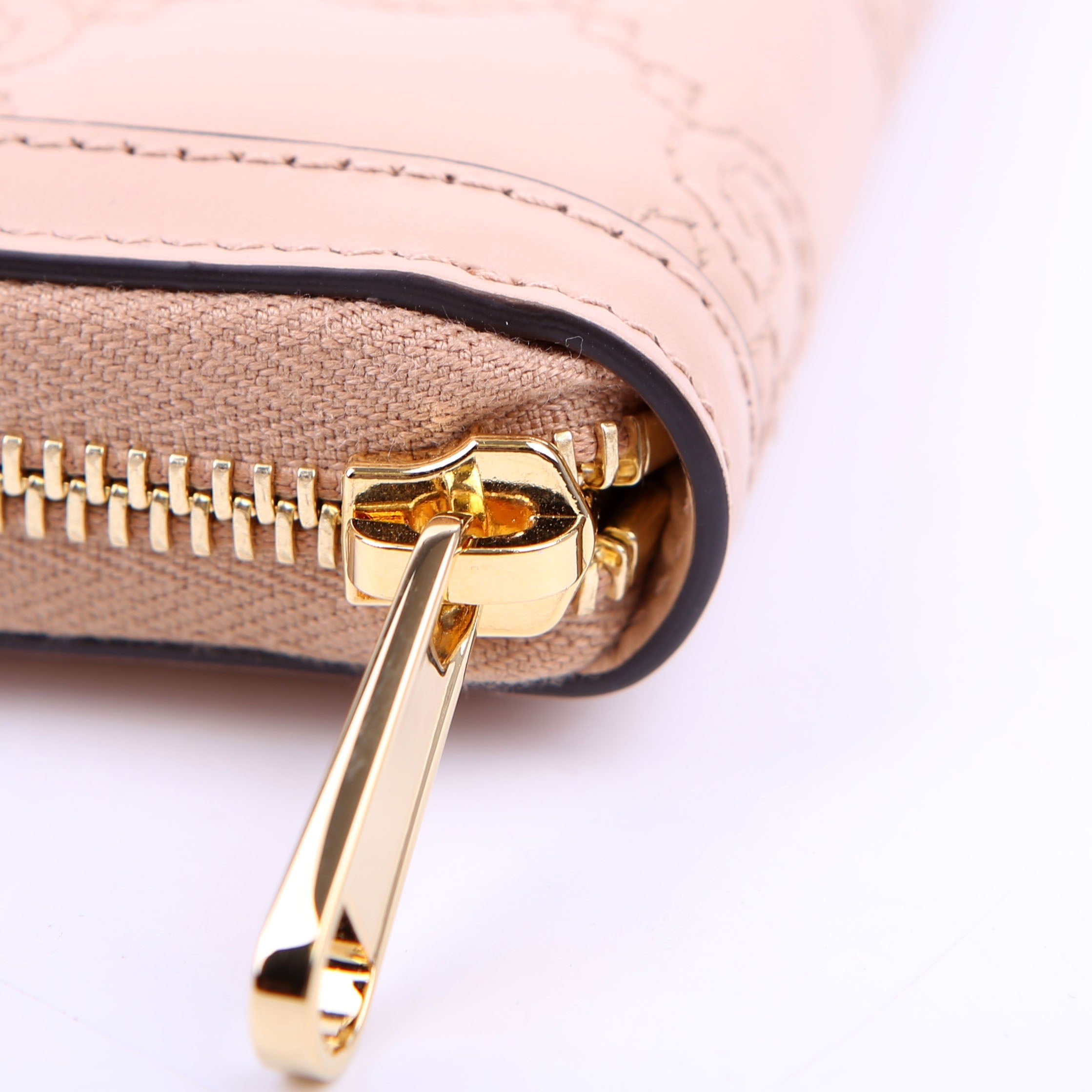 Gucci 723784 GG Matelasse Long Wallet Nude