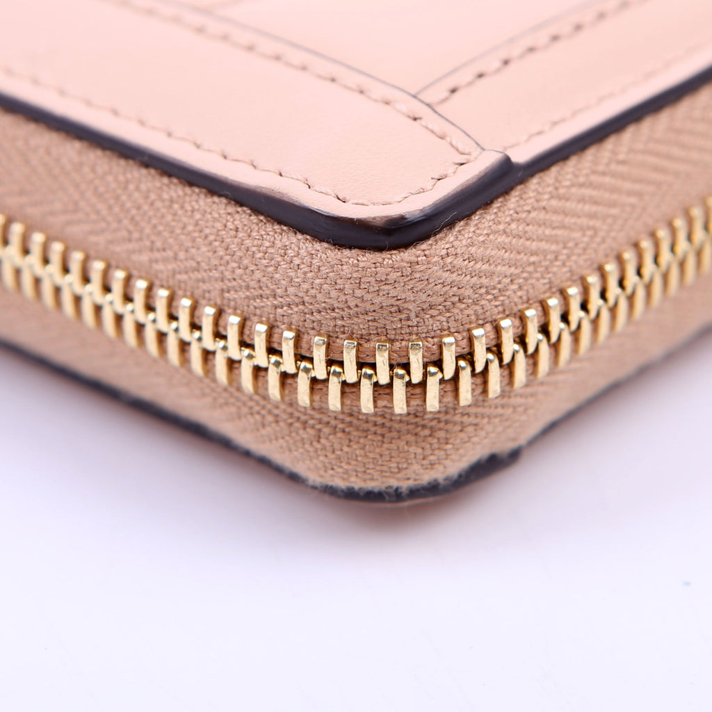 Gucci 723784 GG Matelasse Long Wallet Nude