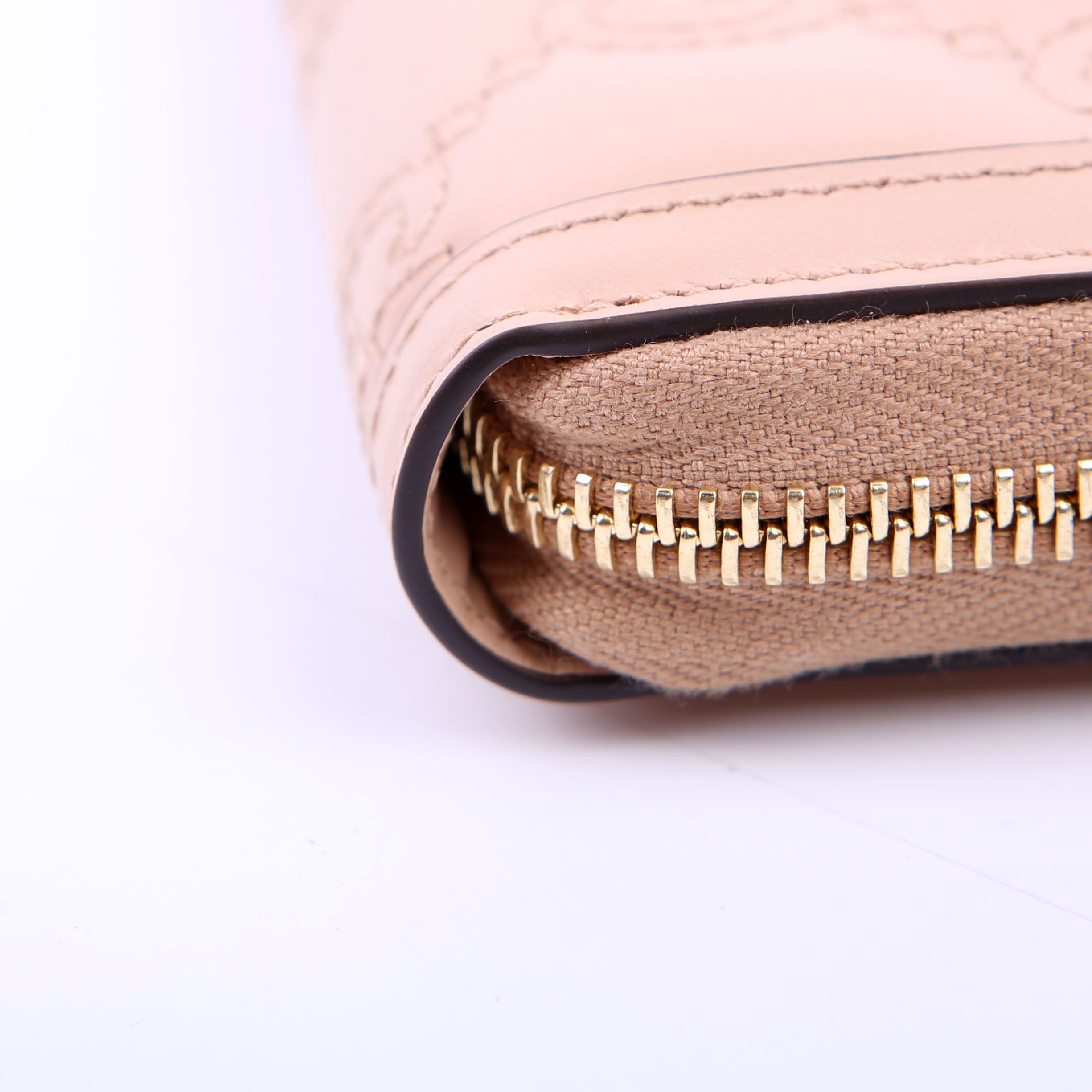 Gucci 723784 GG Matelasse Long Wallet Nude