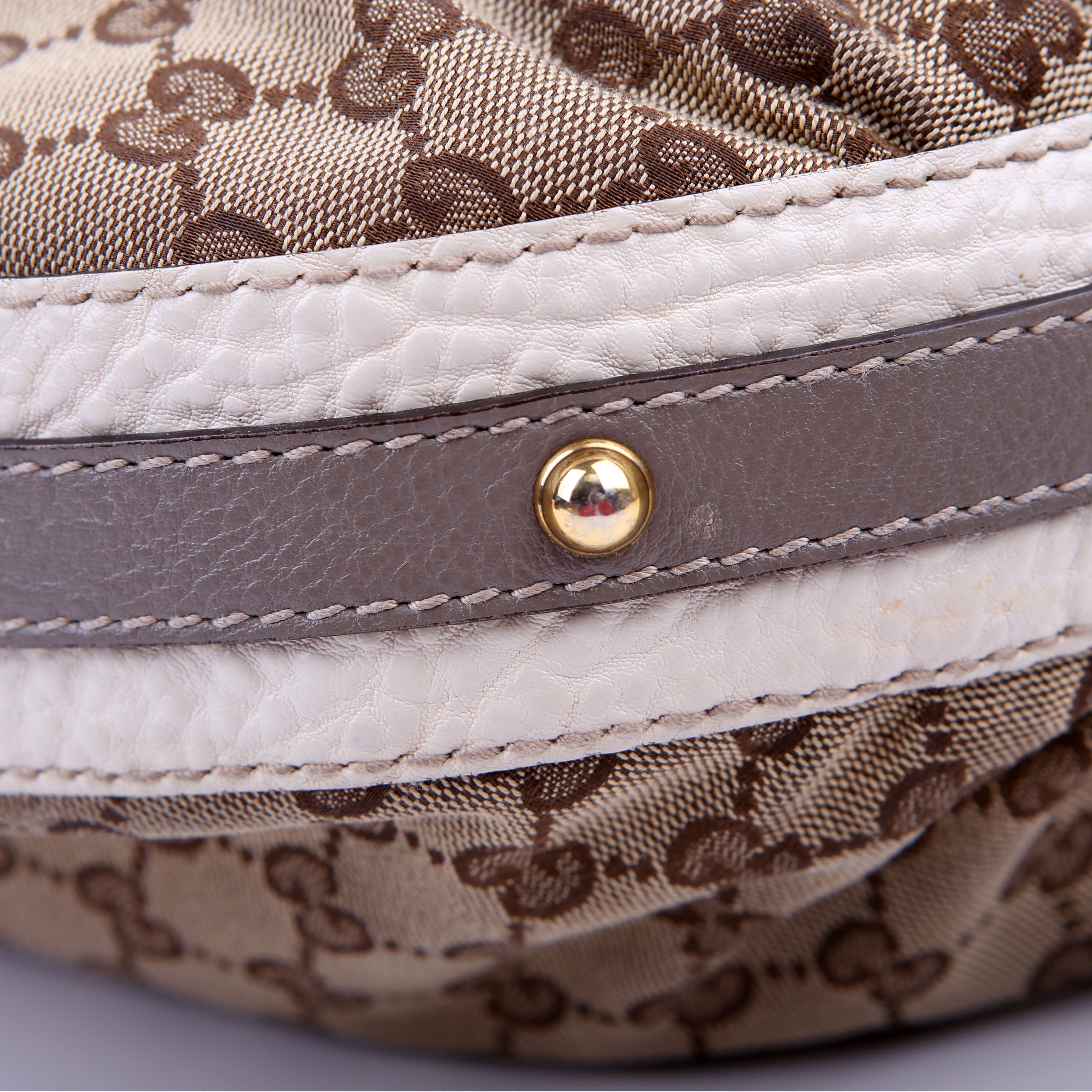 223952 GG Canvas Hobo Medium Tan/White