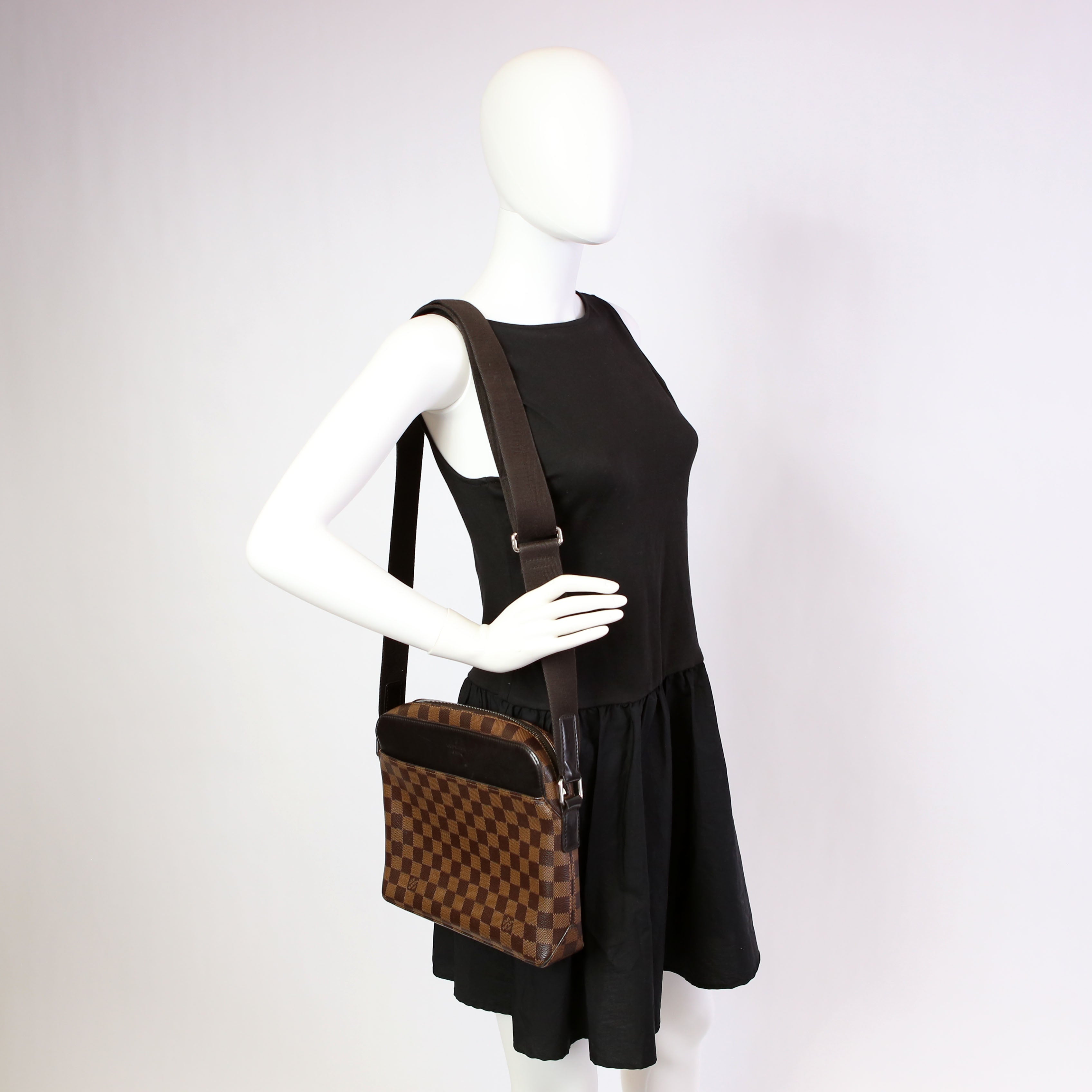 Jake Messenger PM Damier Ebene