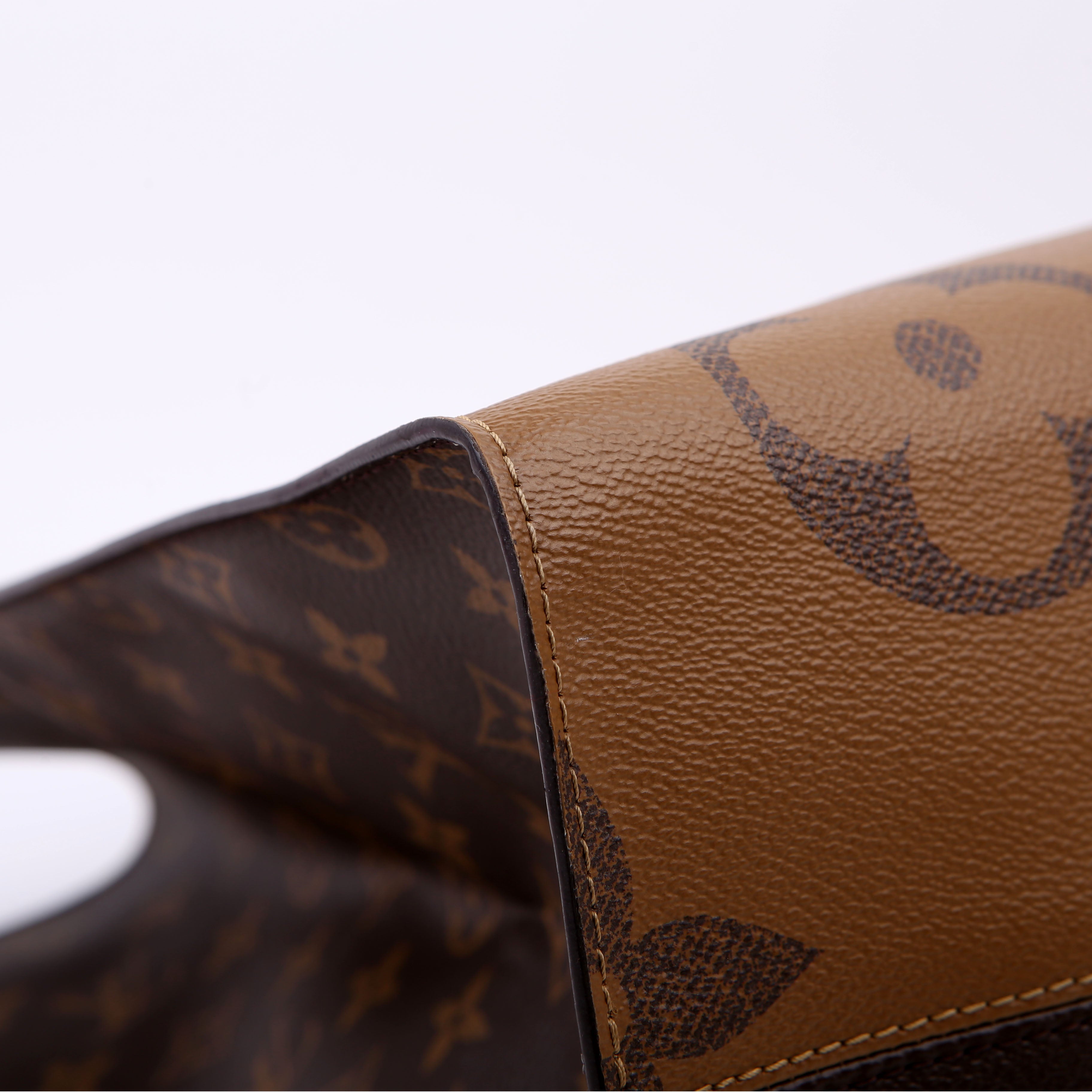 ONTHEGO GM Reverse Monogram