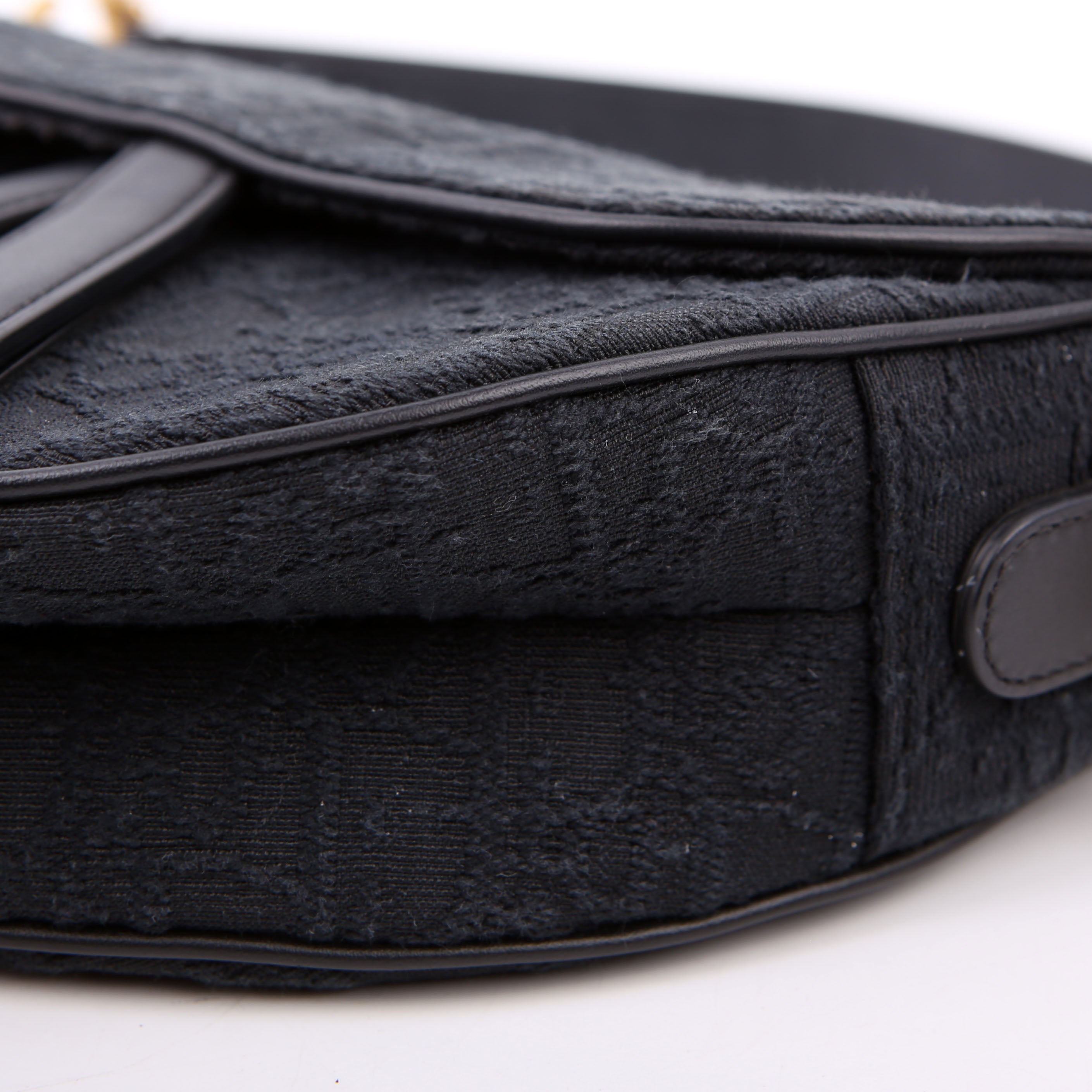 Saddle Bag Oblique Medium Black