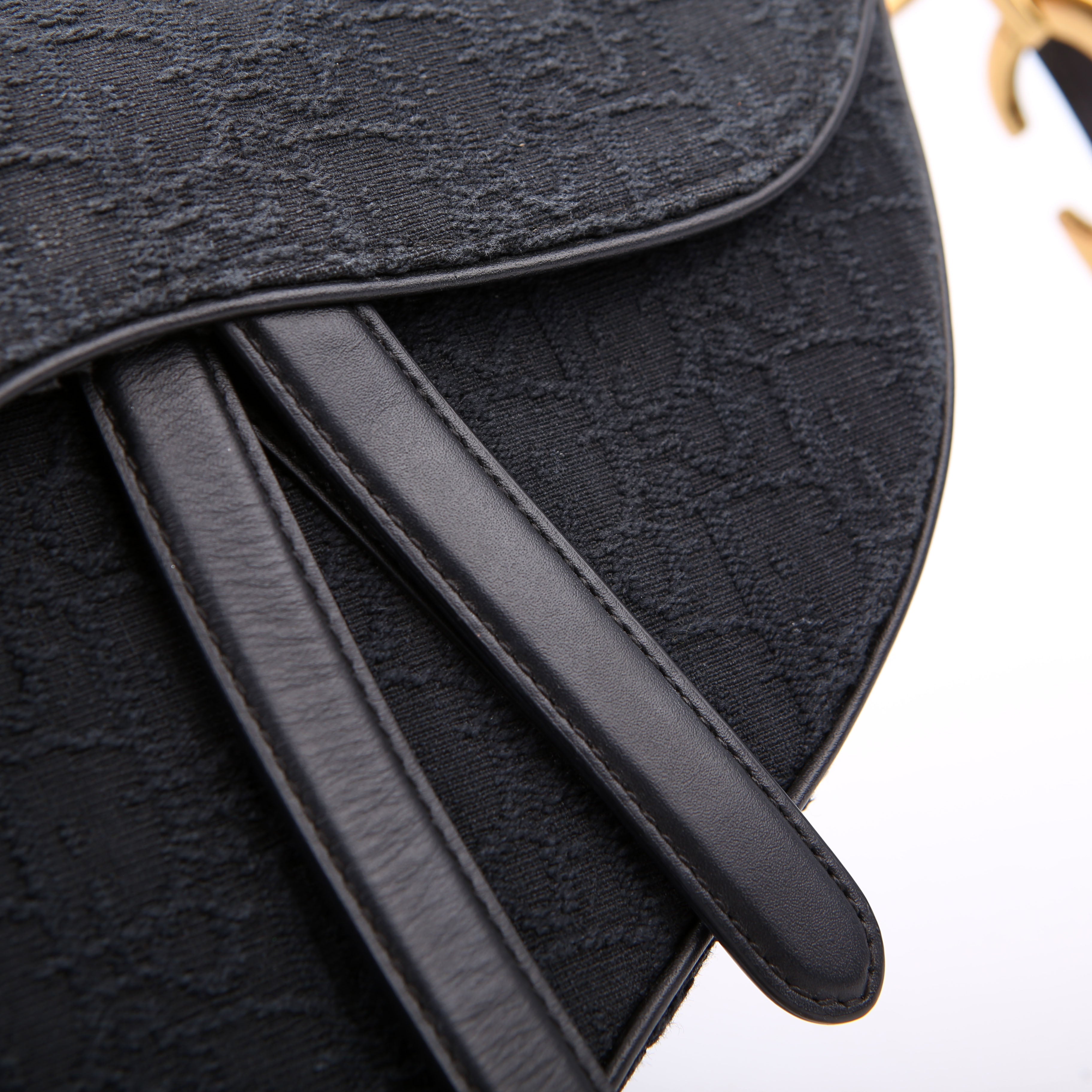 Saddle Bag Oblique Medium Black