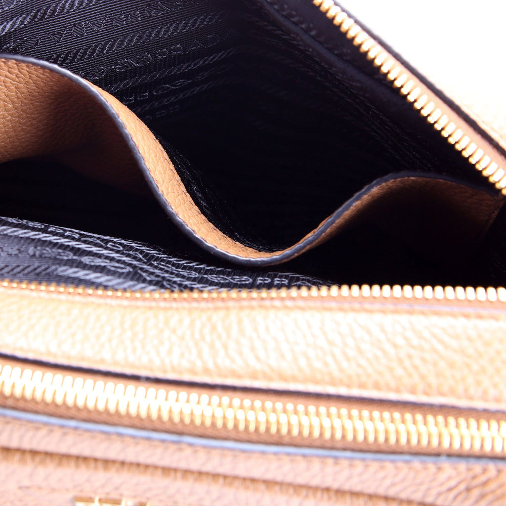 1BH082 Double Zip Small Shoulder Bag Brown
