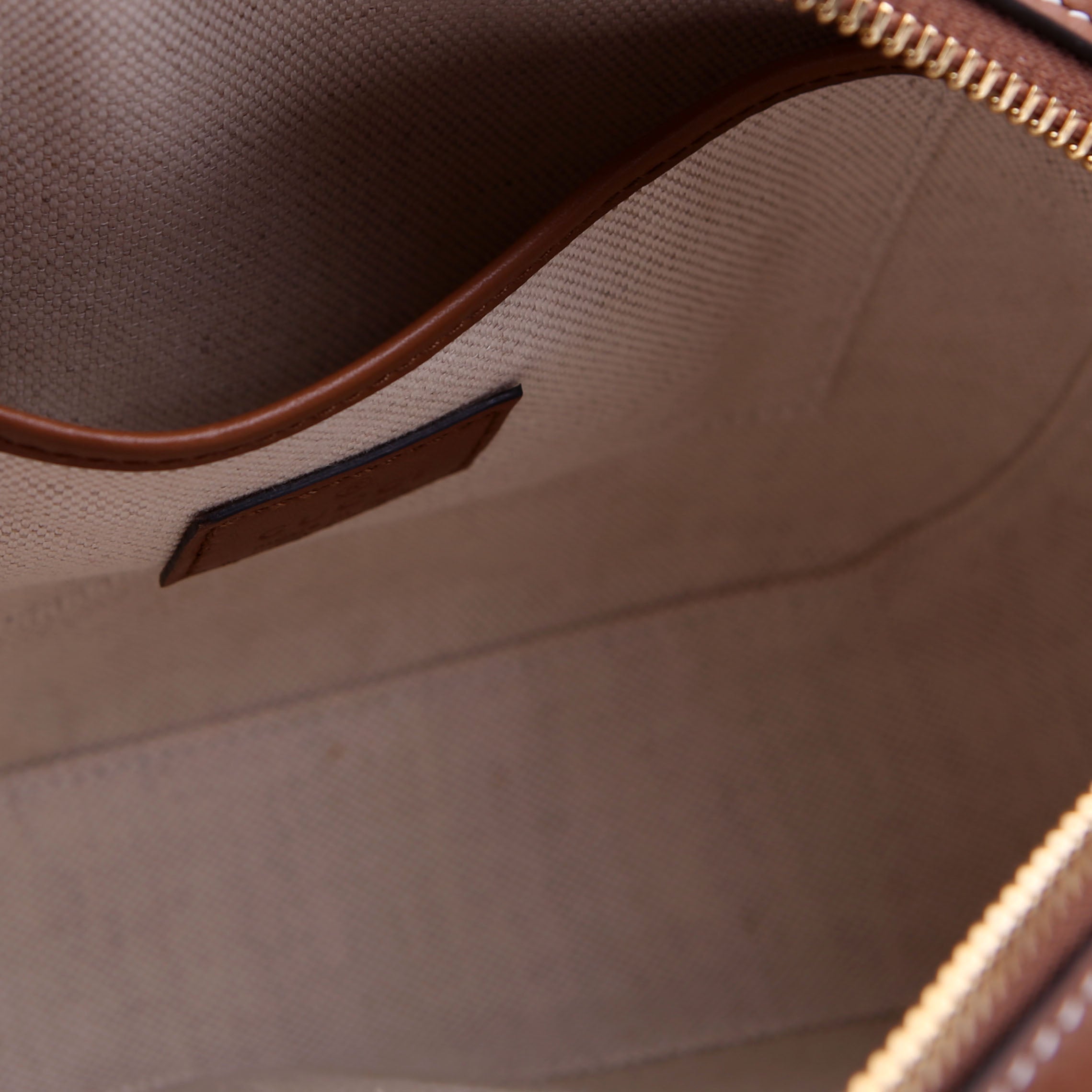 820429 Blondie Camera Shoulder Bag Brown