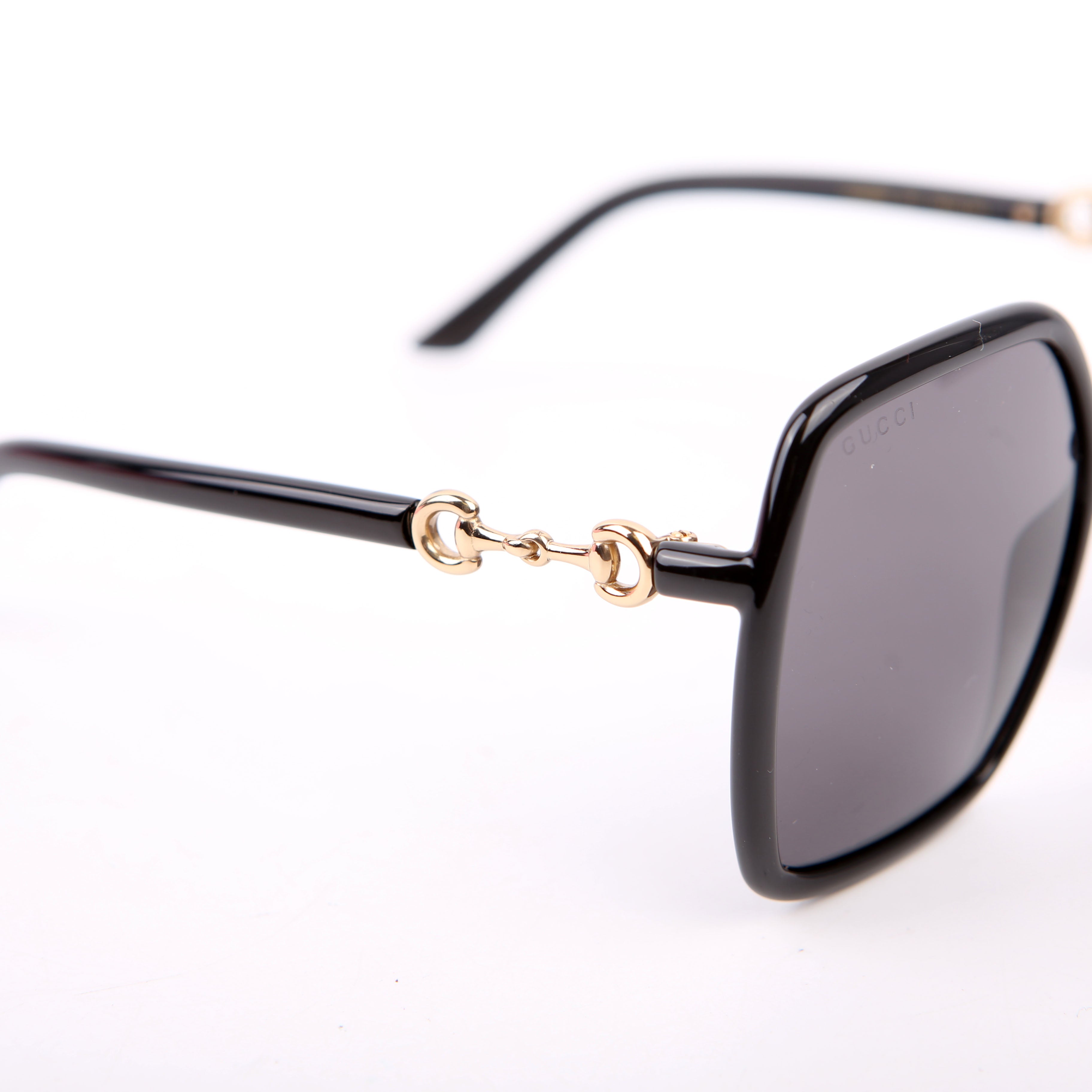 GG0890SA Oversized Square Horsebit Sunglasses Black