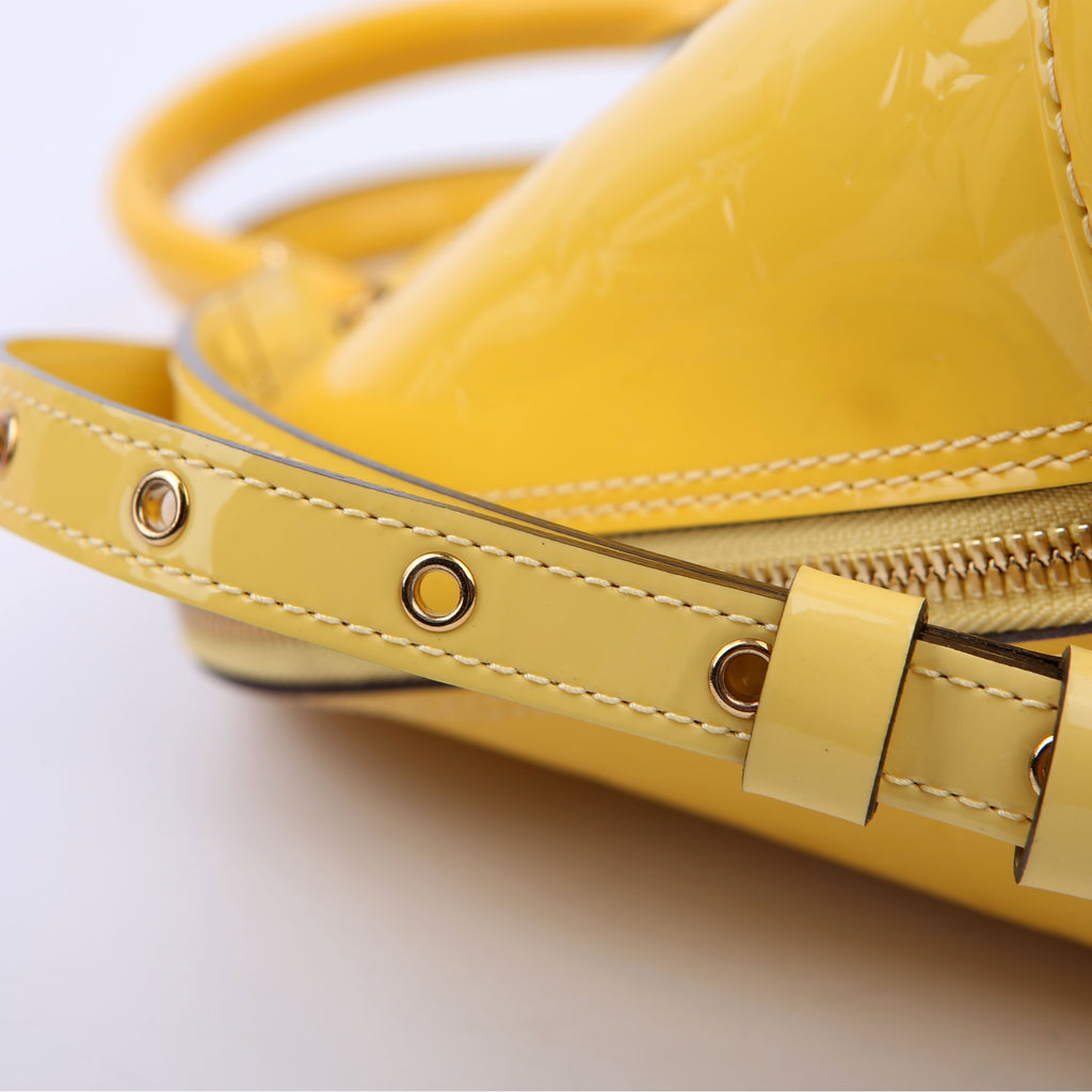 Alma PM with Strap Vernis Yellow