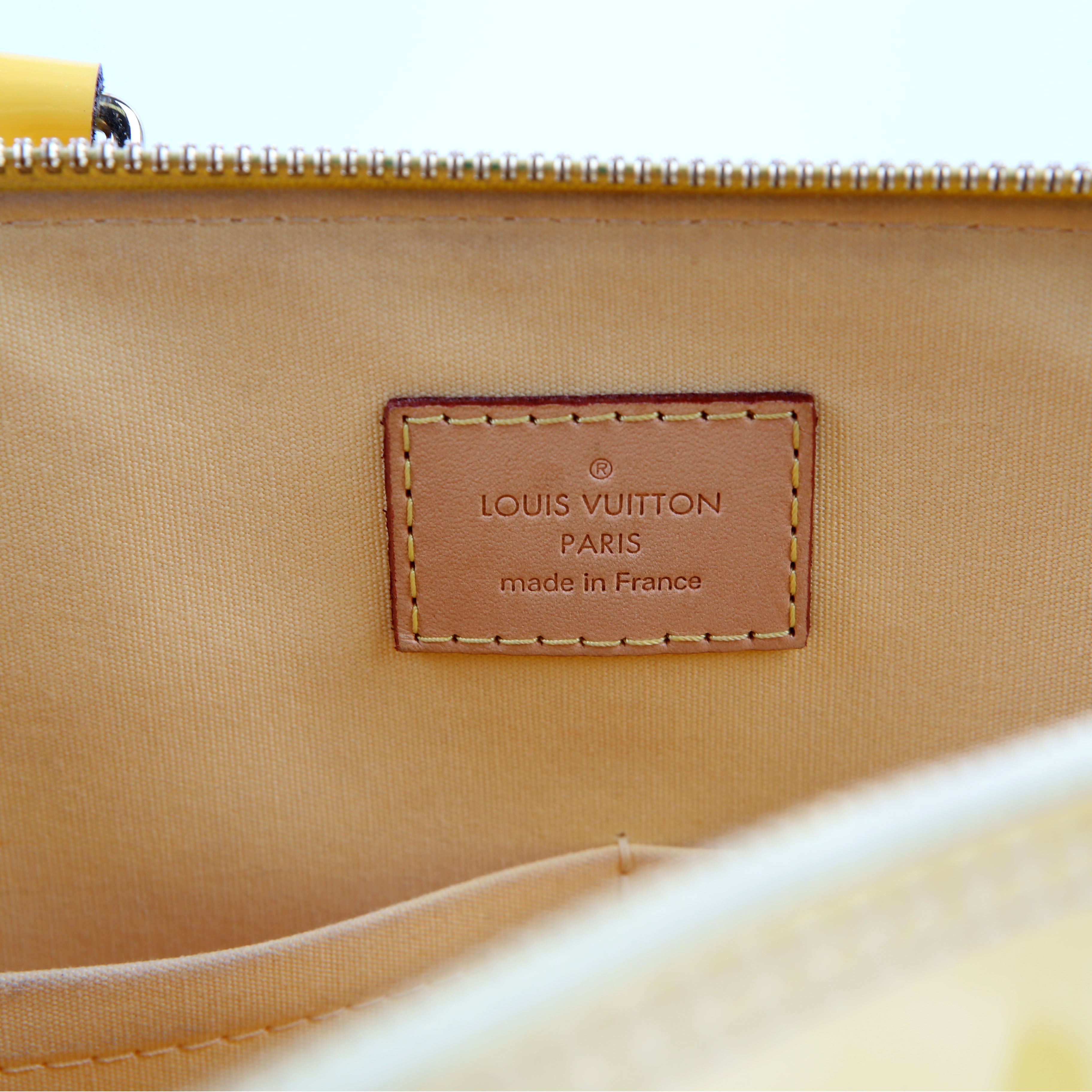 Alma PM with Strap Vernis Yellow