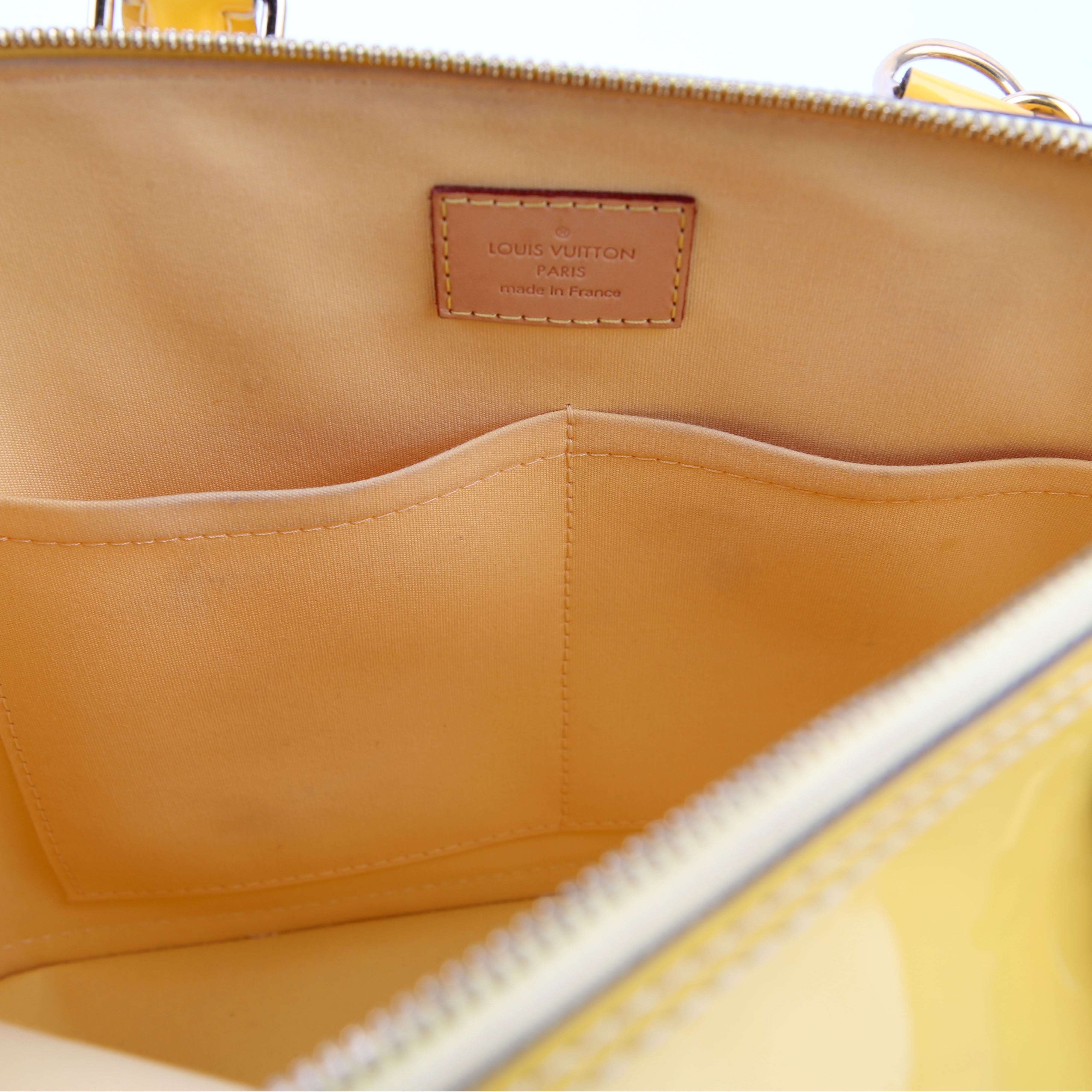 Alma PM with Strap Vernis Yellow