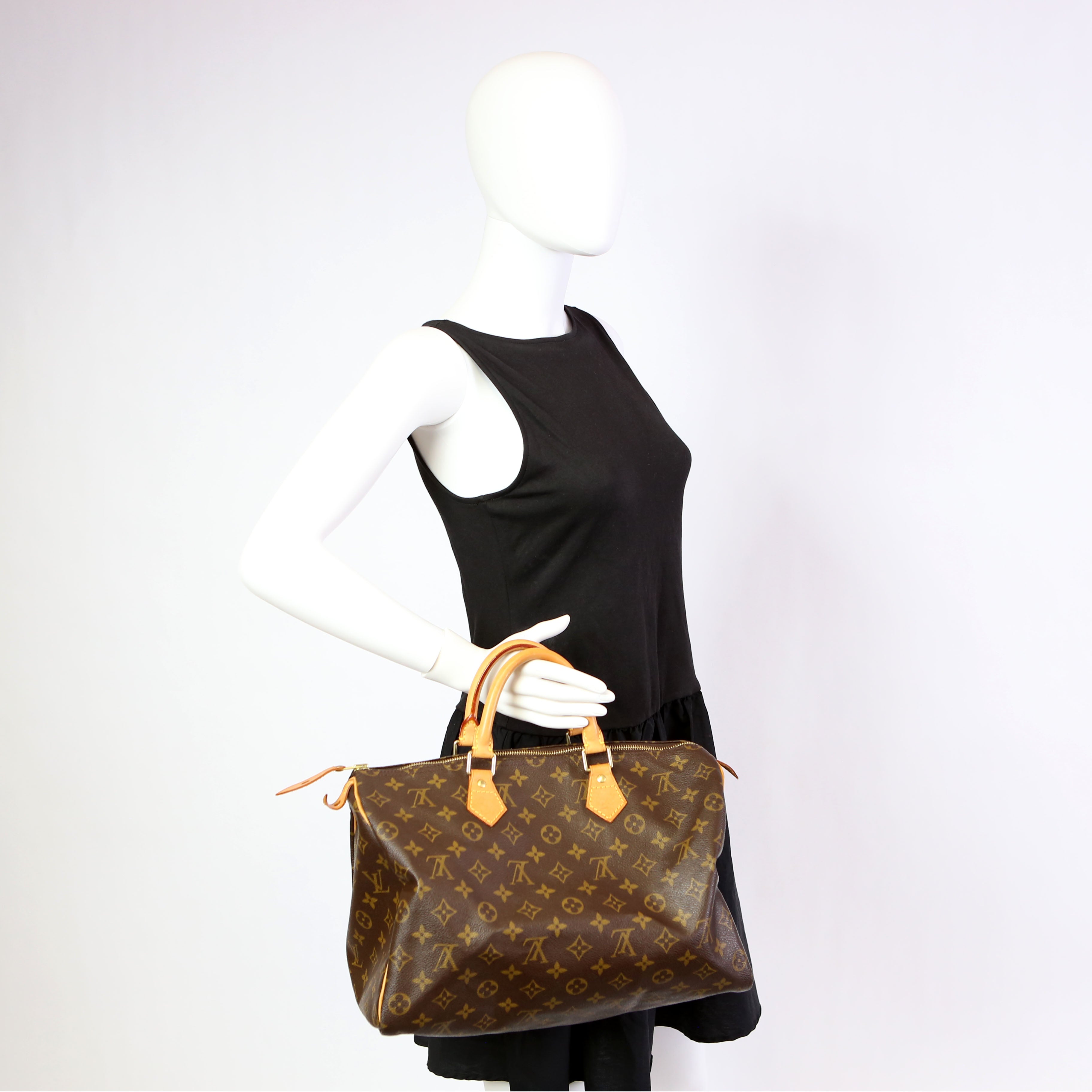 Speedy 35 Monogram