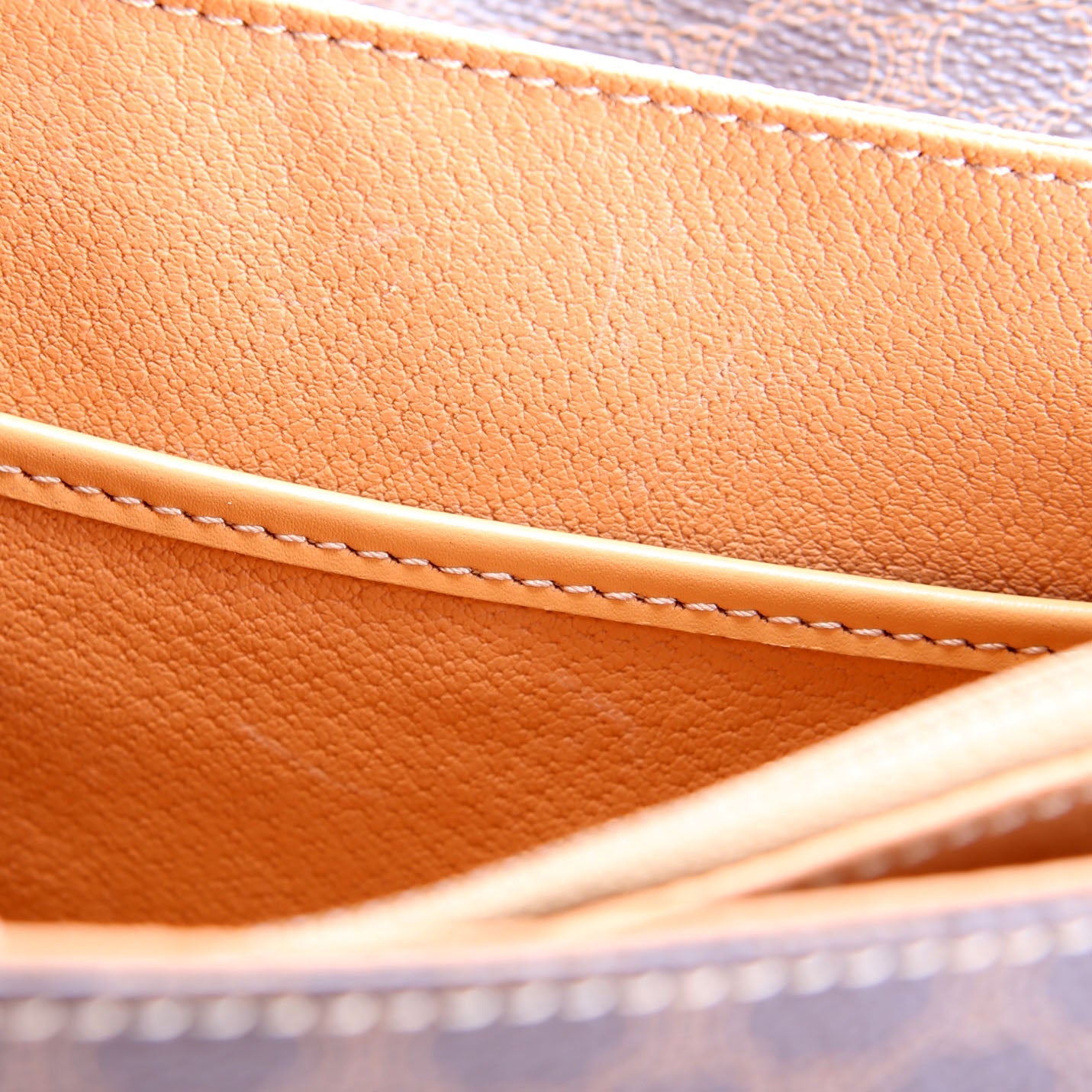Macadam Shoulder Bag Vintage Brown