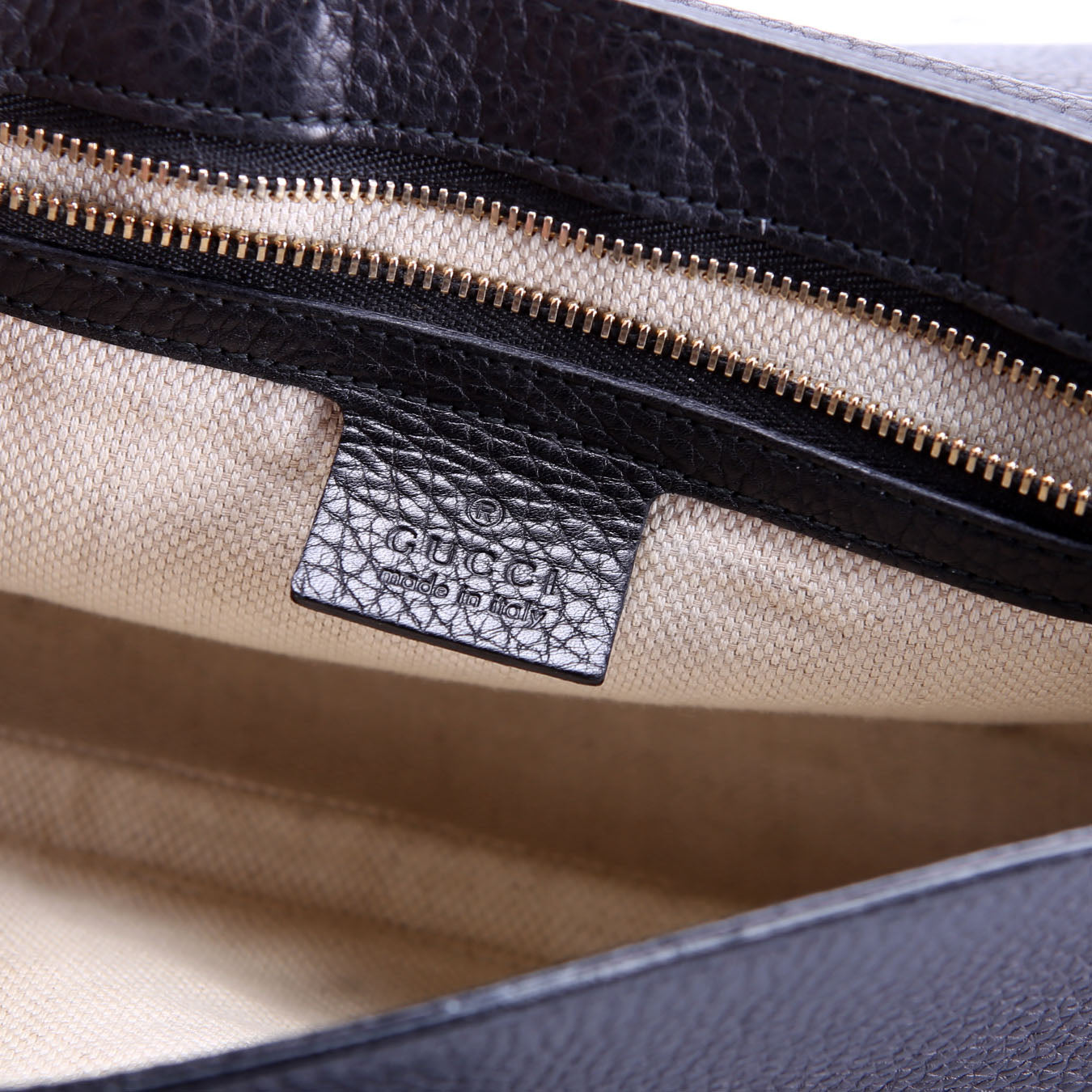 336752 Soho Chain Crossbody Medium Black
