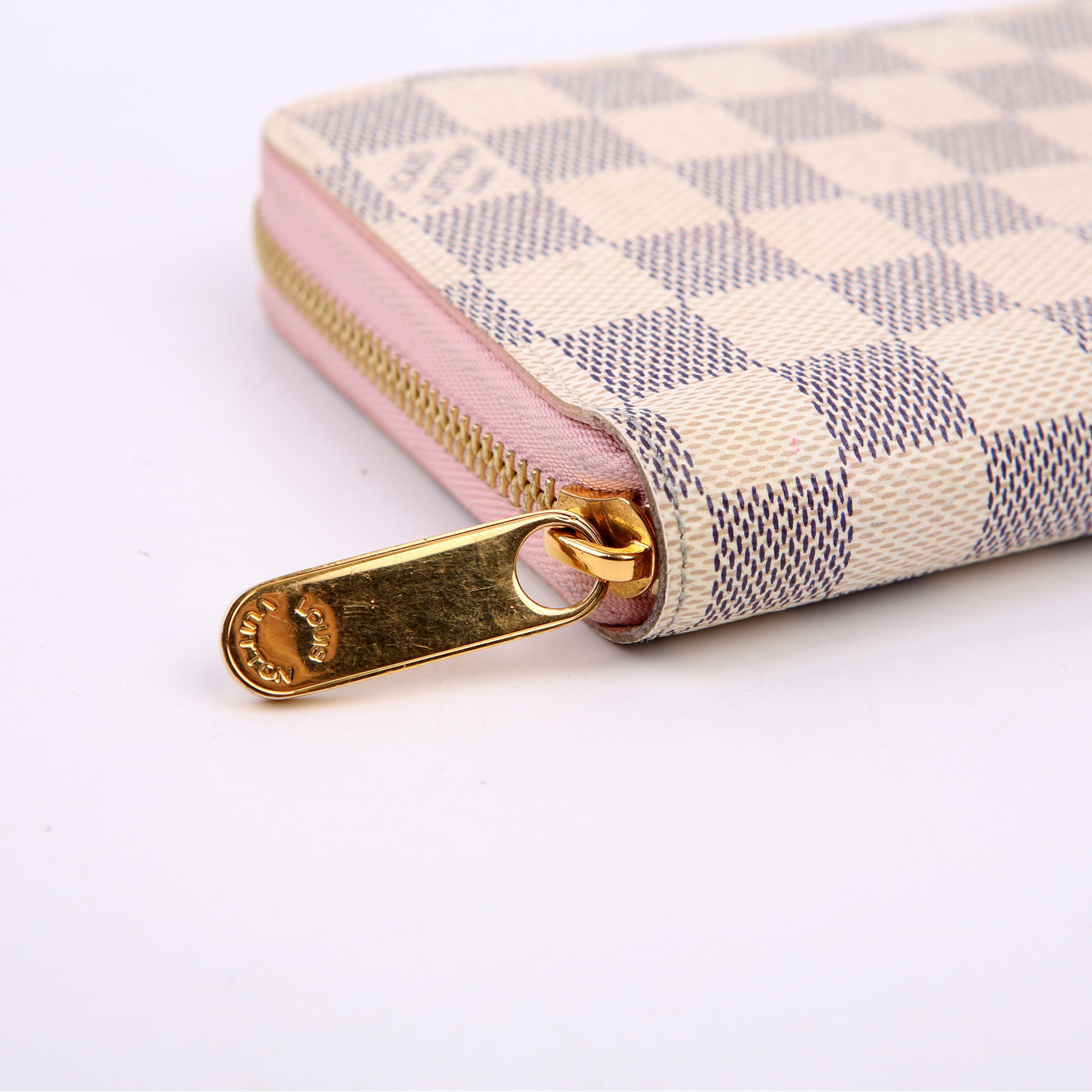 Zippy Wallet Damier Azur Pink