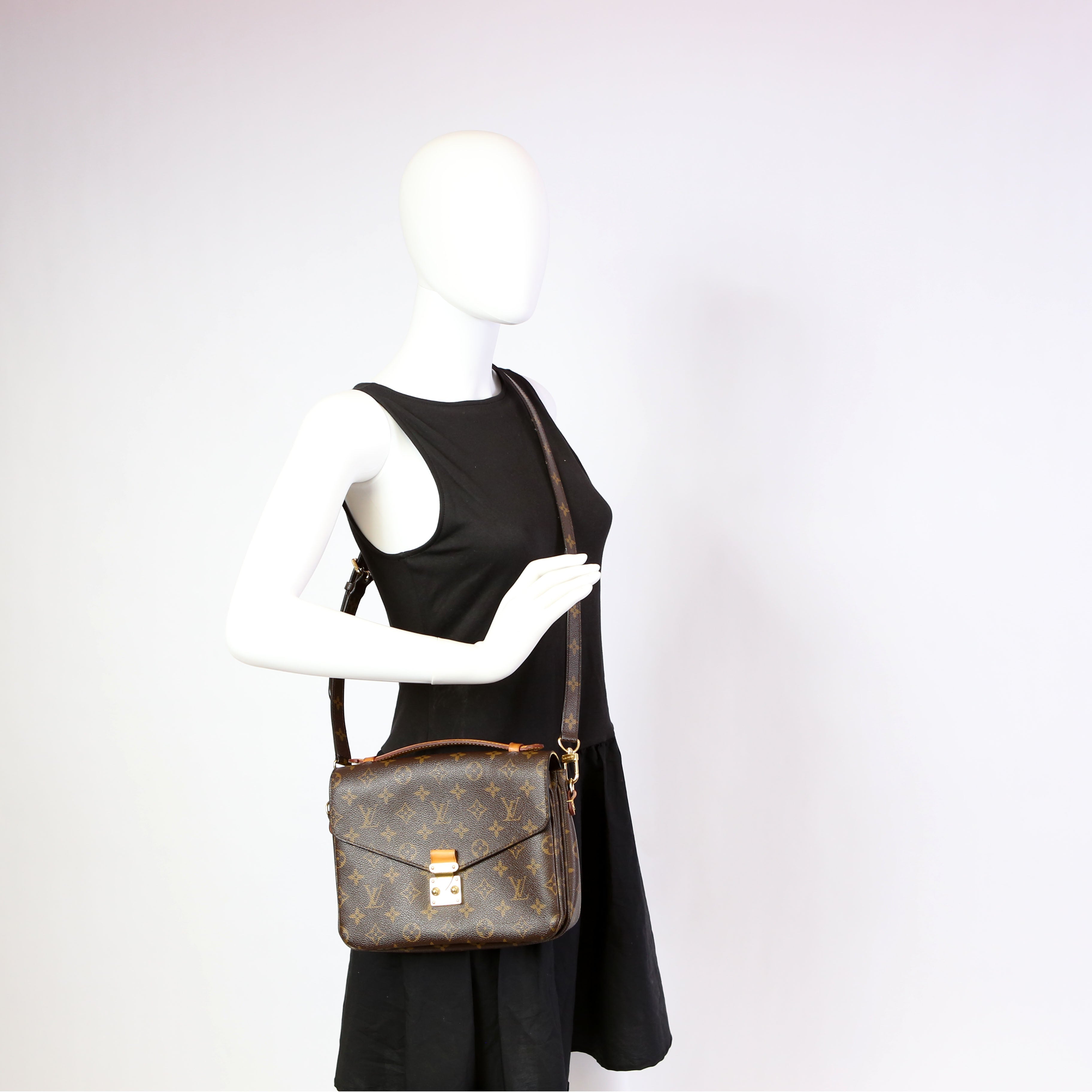 Pochette Metis Monogram