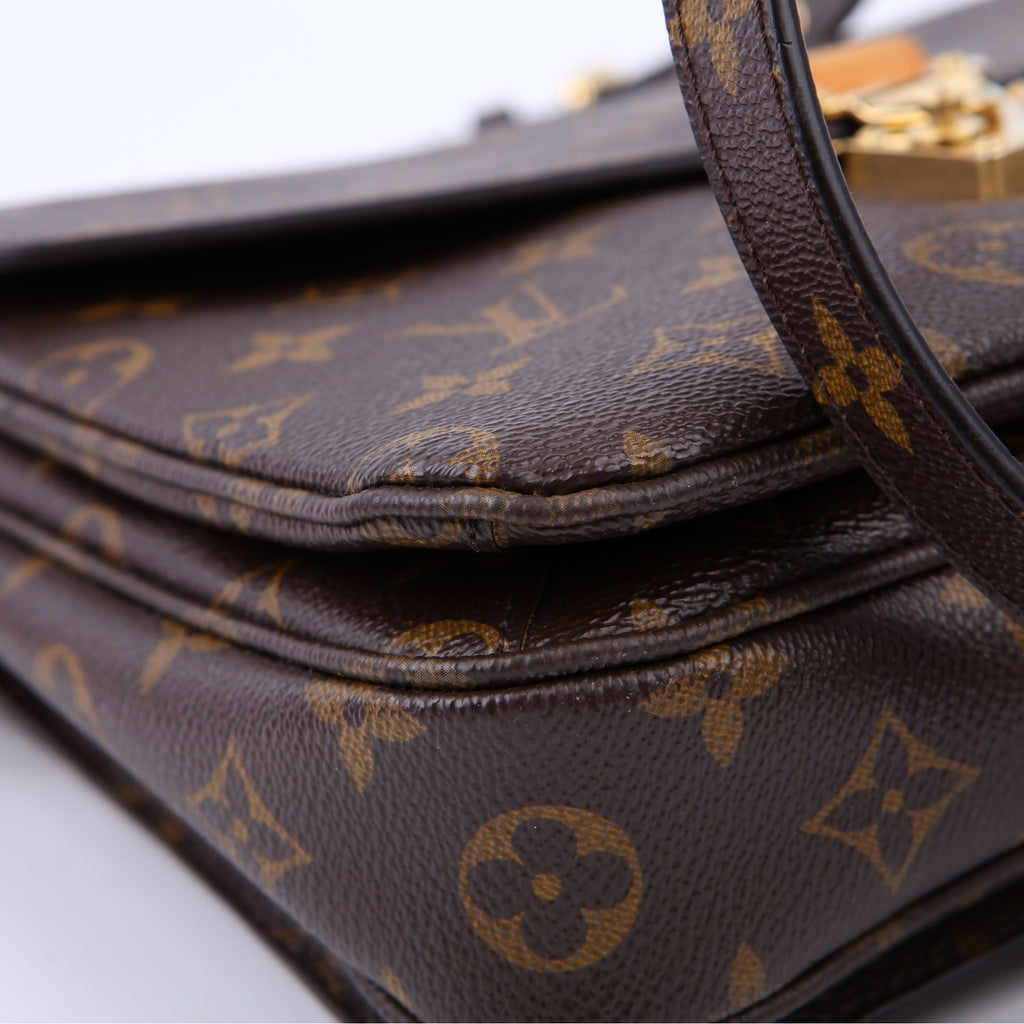 Pochette Metis Monogram