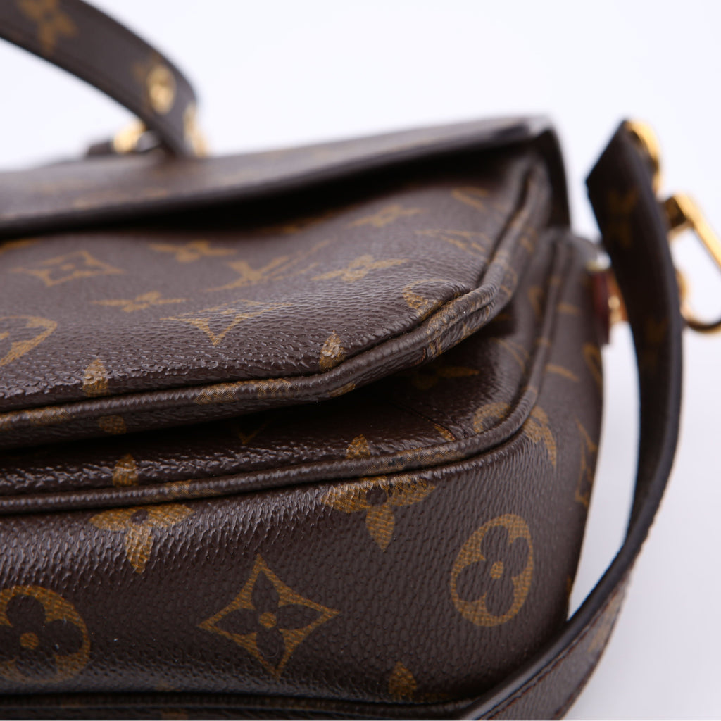 Pochette Metis Monogram