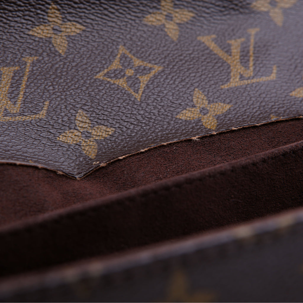Pochette Metis Monogram