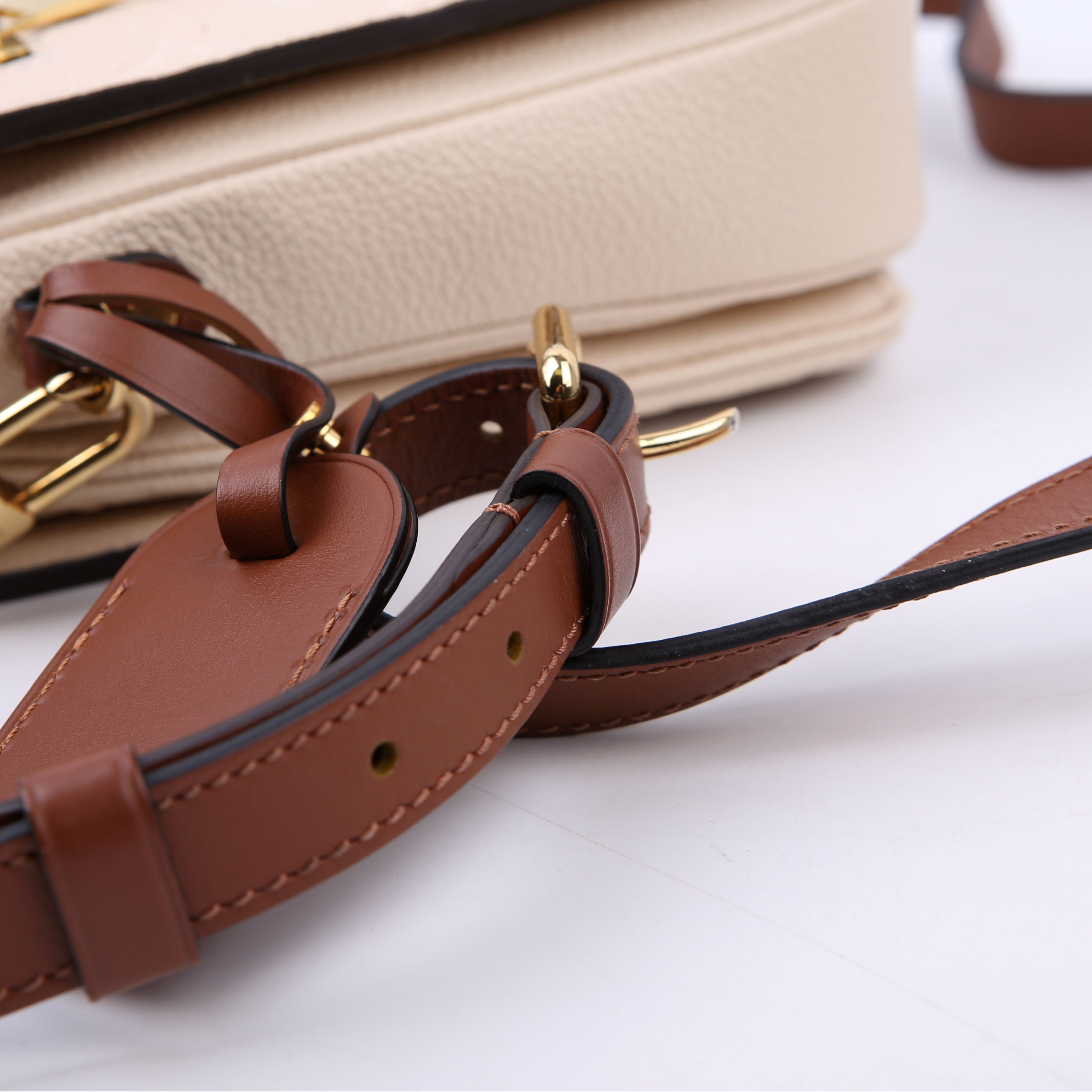 Pochette Metis Empreinte Braided Cream