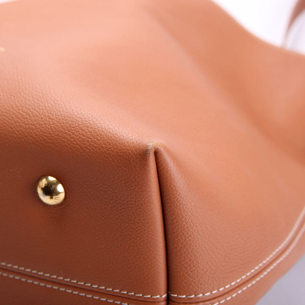 Low Key Hobo MM Calfskin Brown