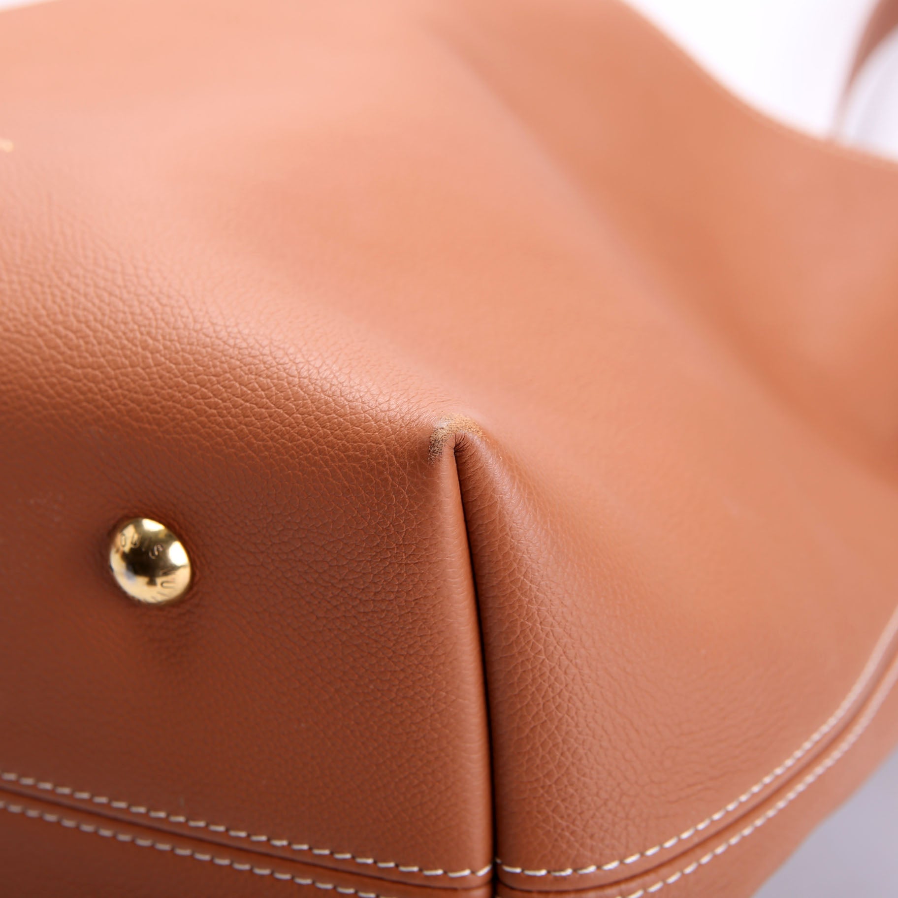 Low Key Hobo MM Calfskin Brown