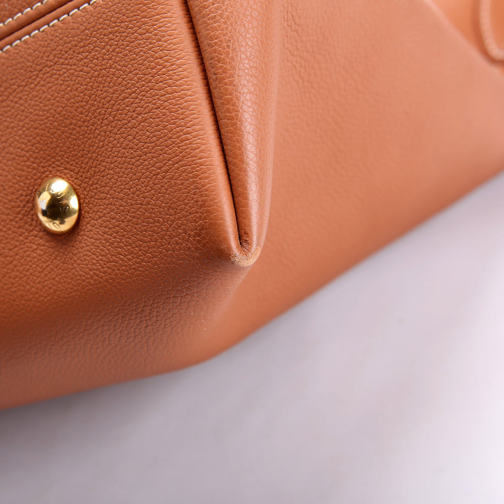 Low Key Hobo MM Calfskin Brown