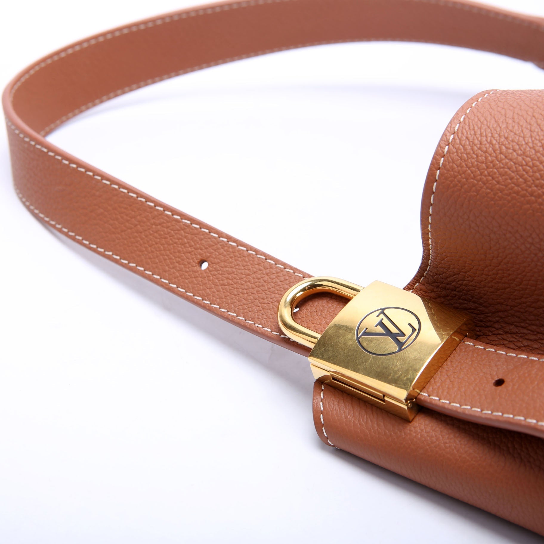 Low Key Hobo MM Calfskin Brown