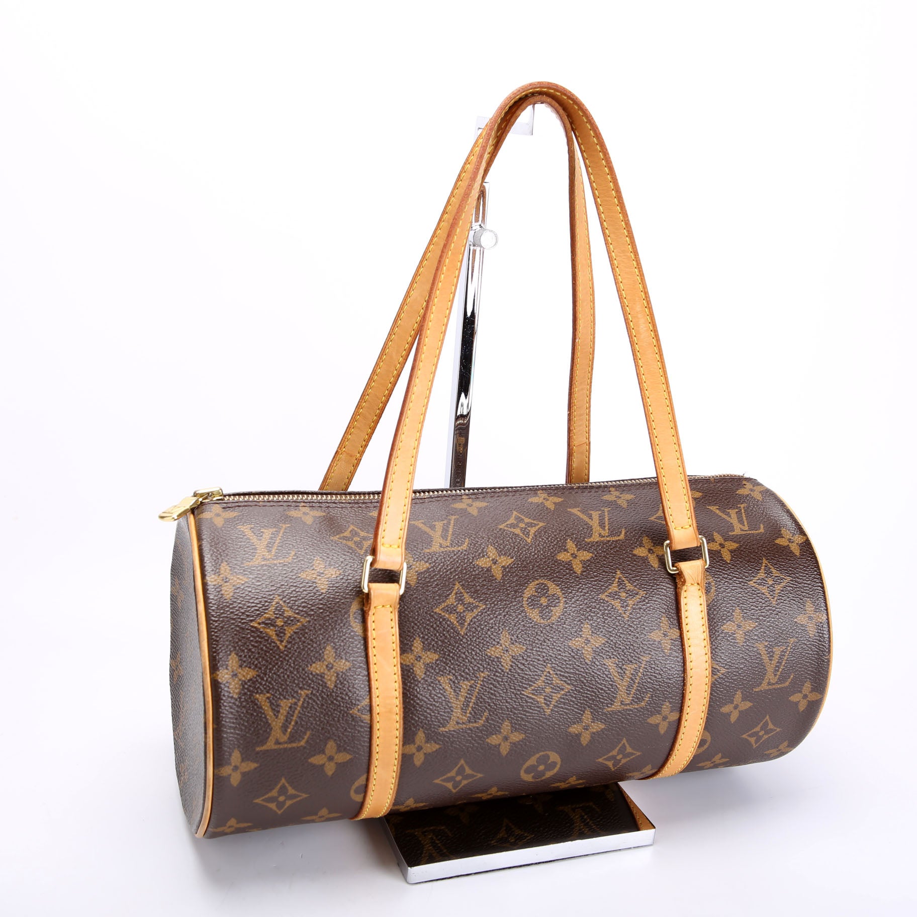 Papillon 30 11.5in Monogram