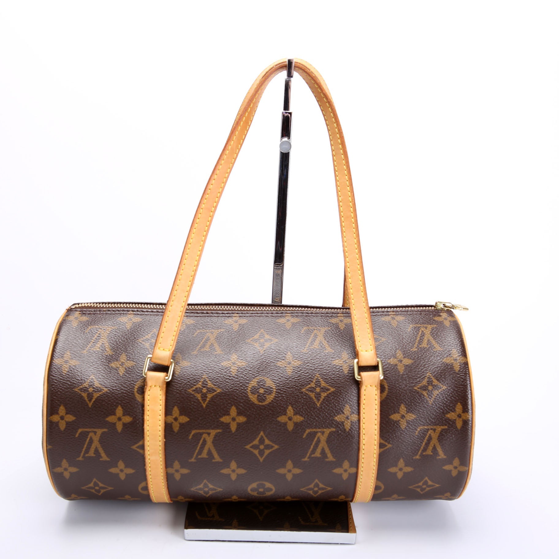 Papillon 30 11.5in Monogram