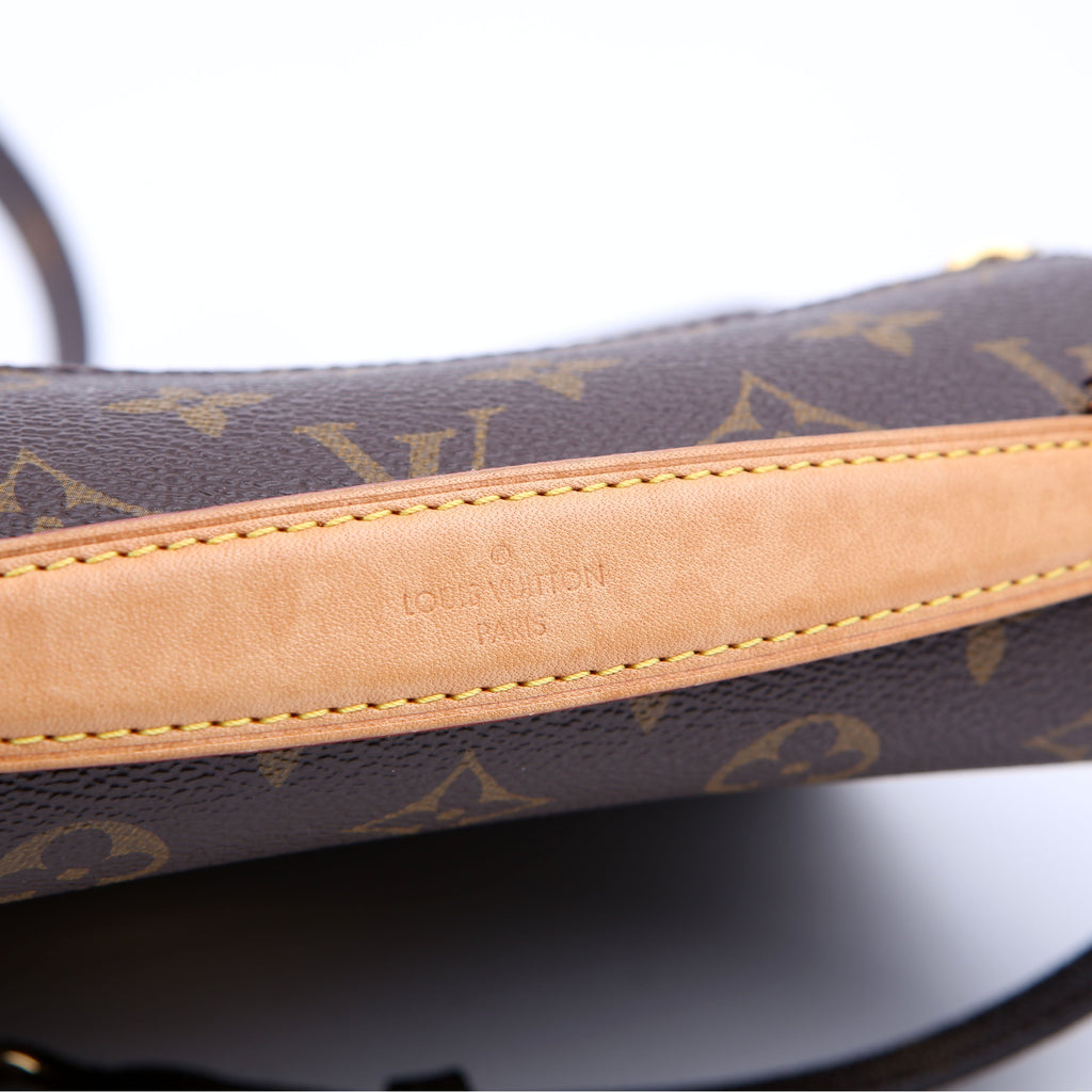 Pochette Metis Monogram