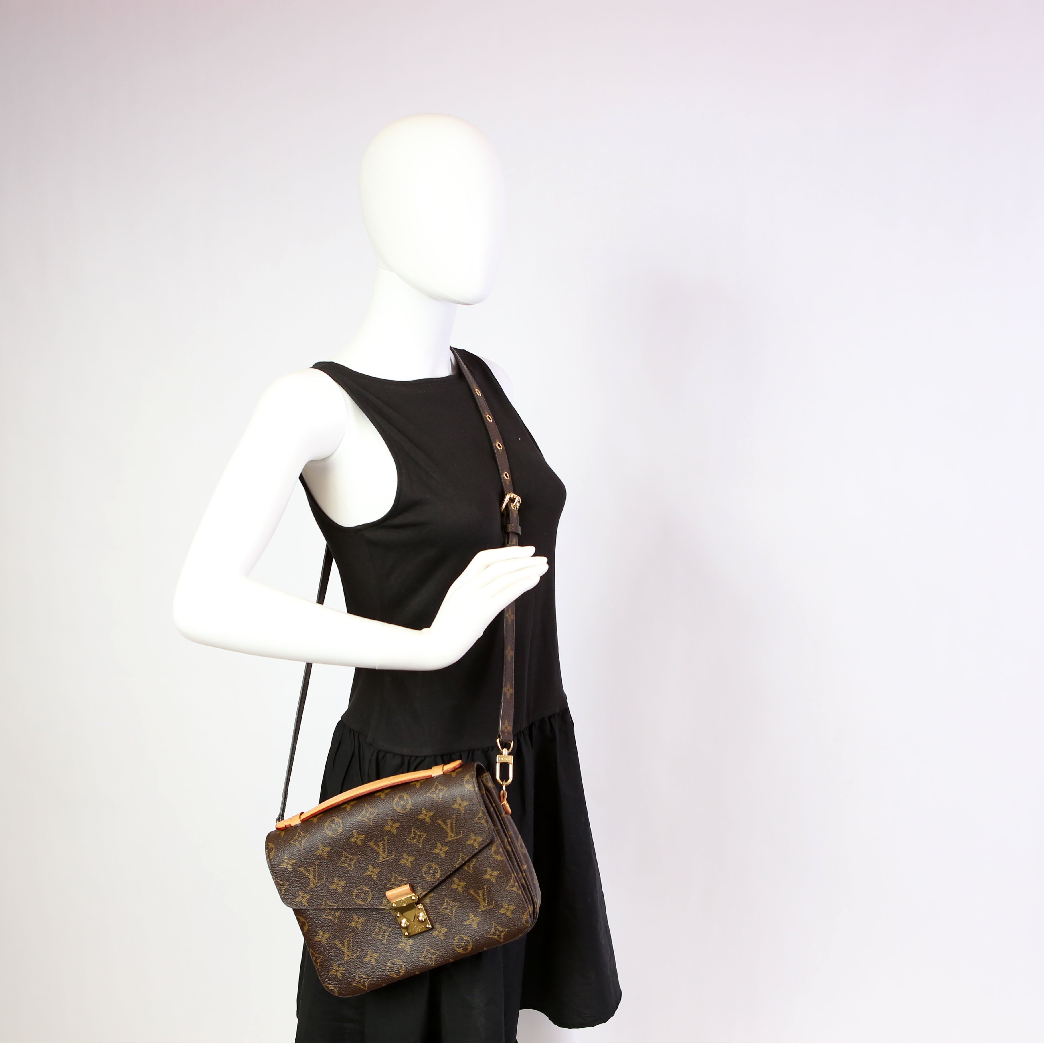 Pochette Metis Monogram