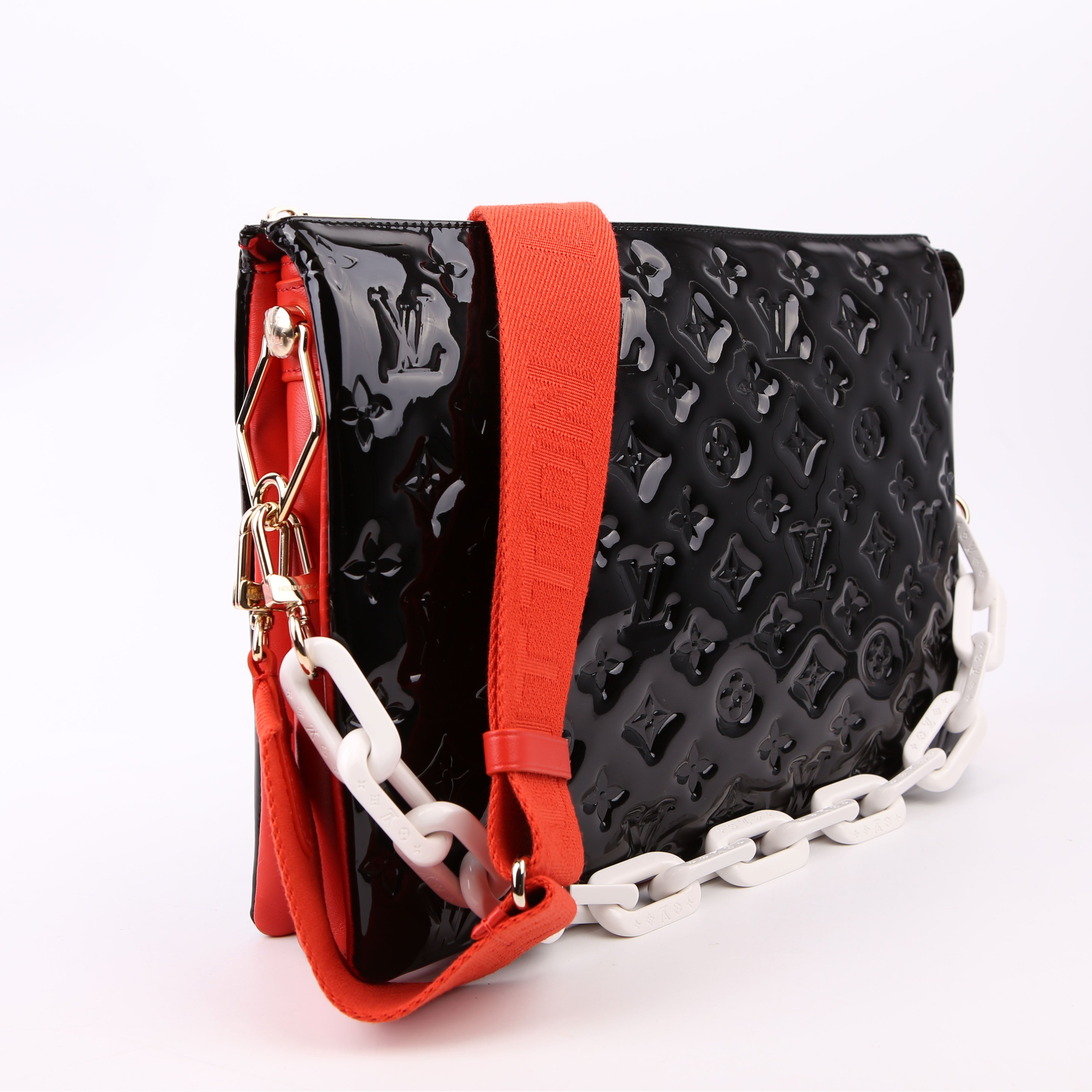 Coussin MM NV Embossed Patent Black