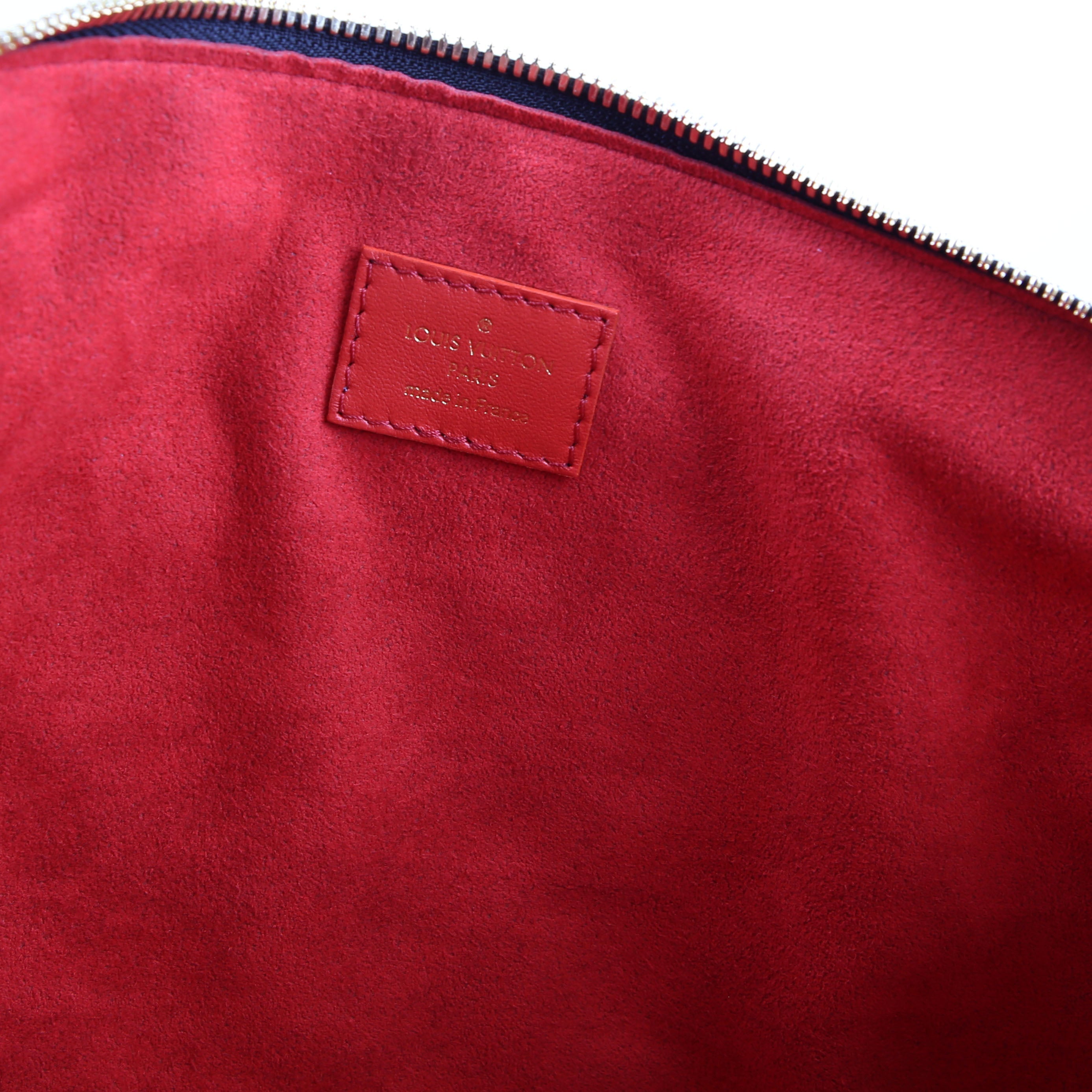 Coussin MM NV Embossed Patent Black