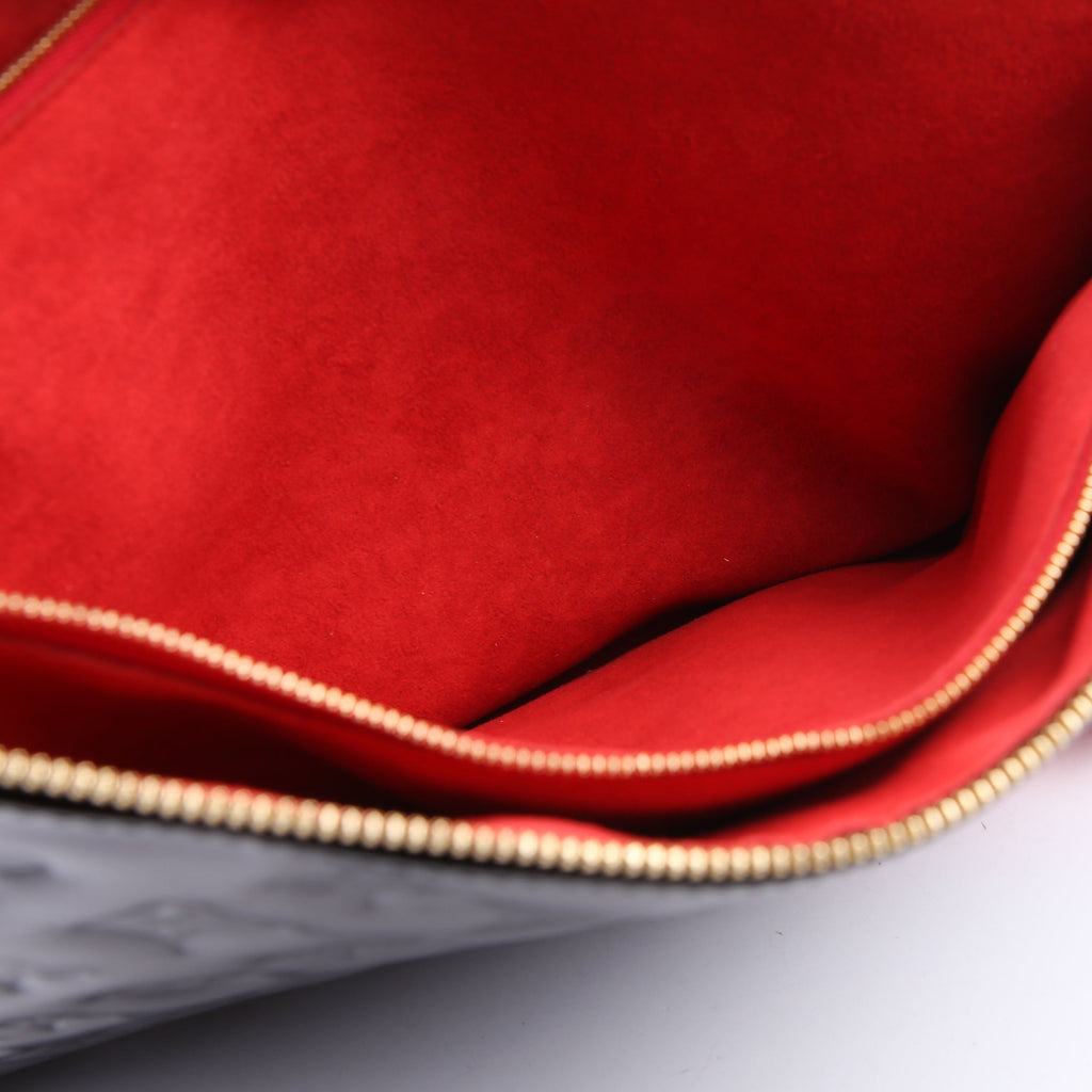 Coussin MM NV Embossed Patent Black