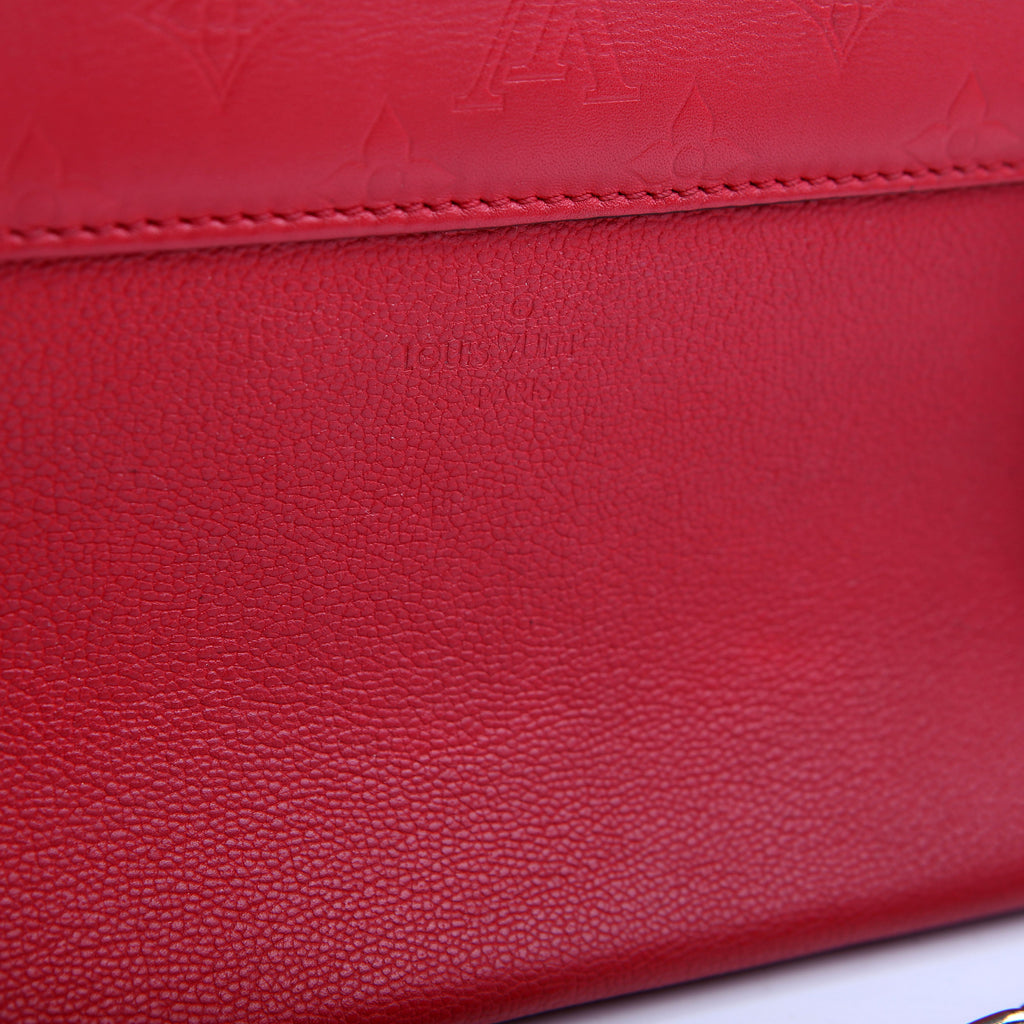 Very Chain Bag Leather Red
