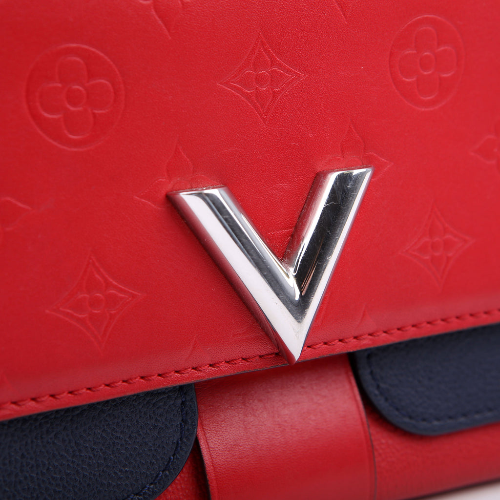 Very Chain Bag Leather Red