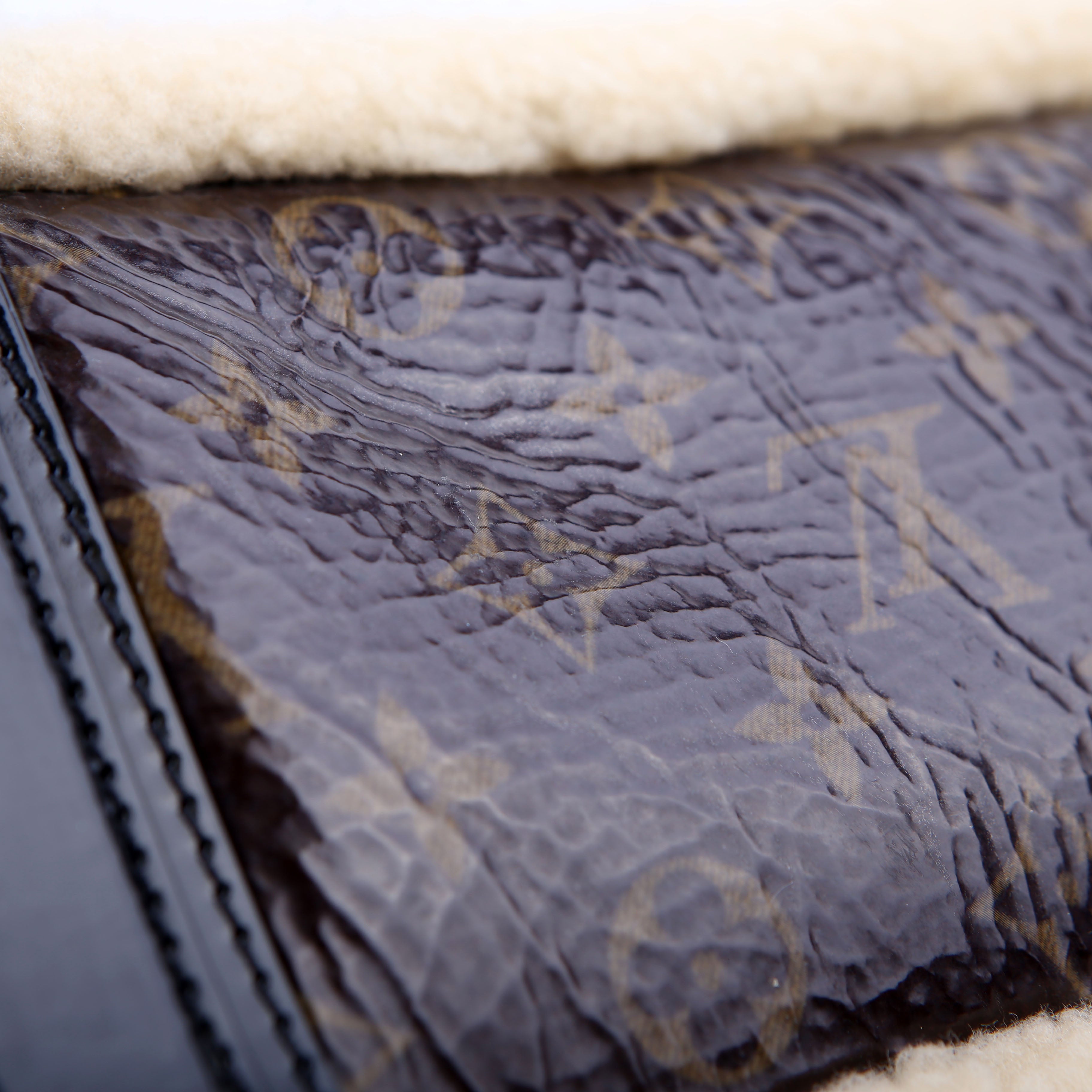 Shearling Thunder Bag Monogram Black