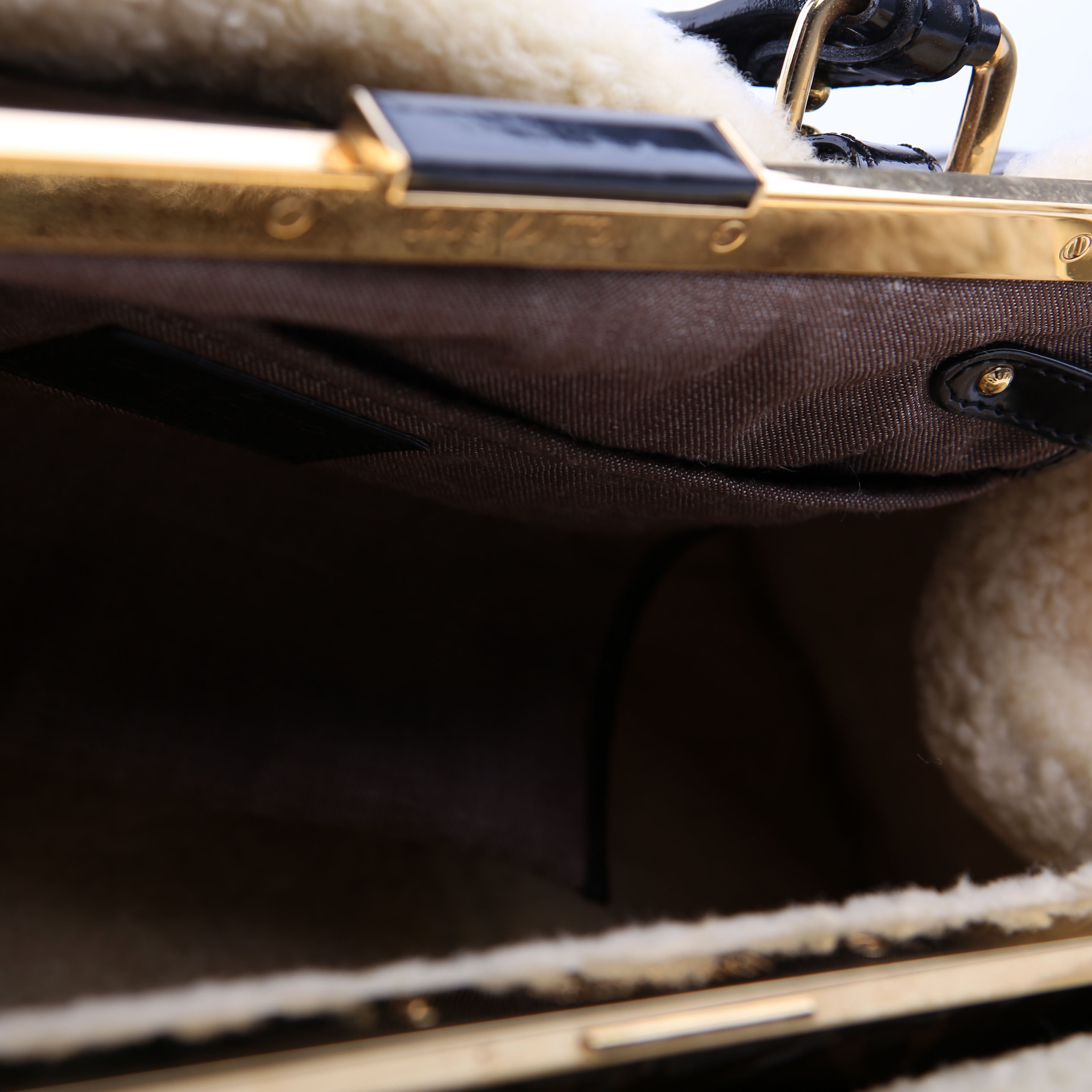 Shearling Thunder Bag Monogram Black