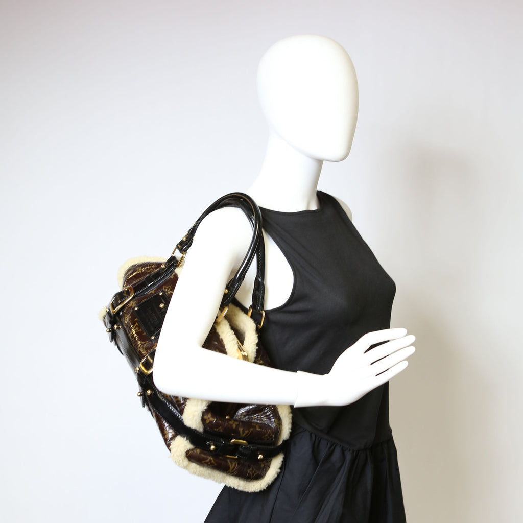 Shearling Thunder Bag Monogram Black