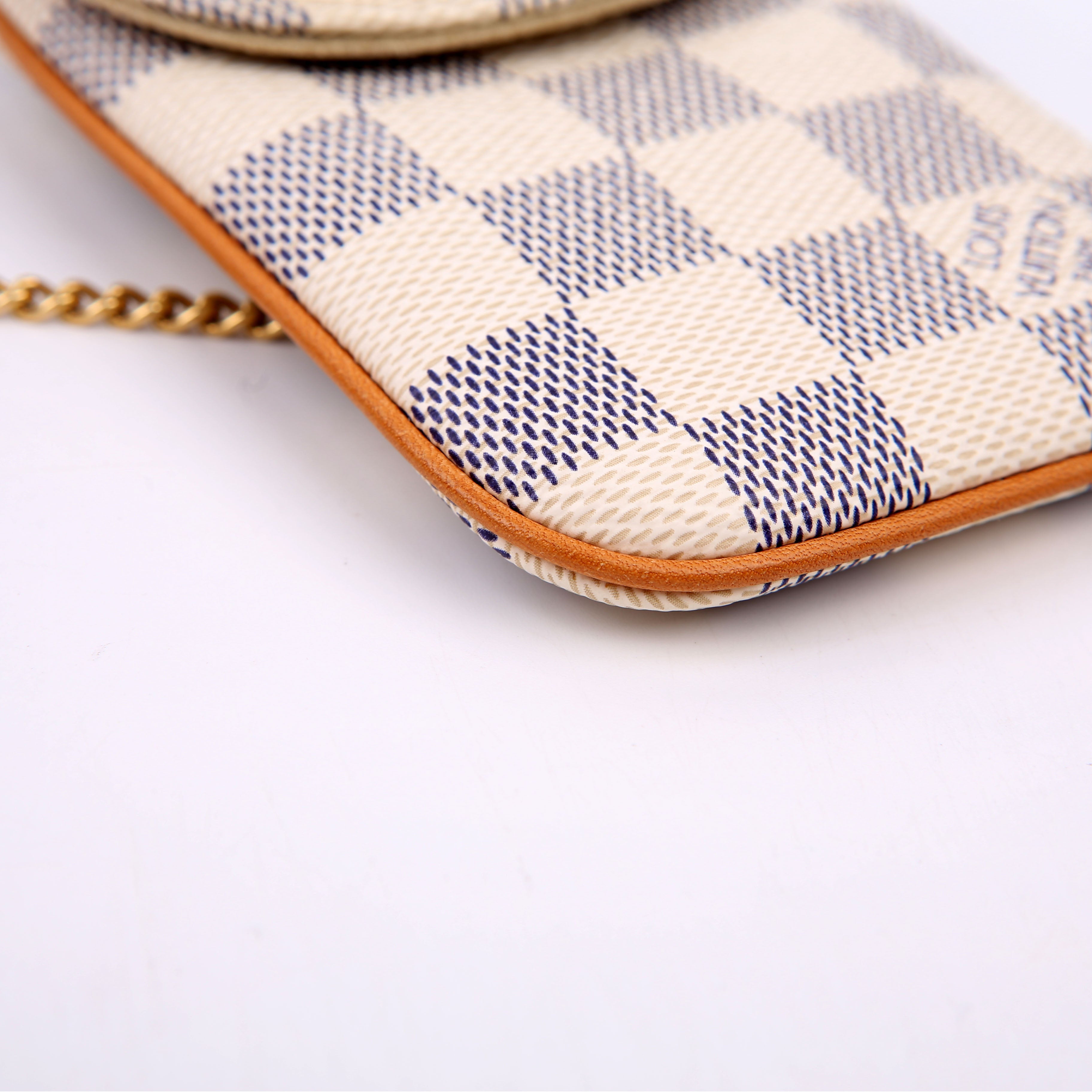 Etui Telephone MM Damier Azur
