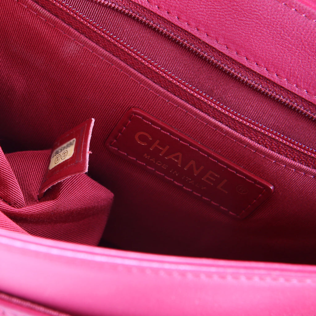 Lovely Day Medium Flap Lambskin 26M Berry