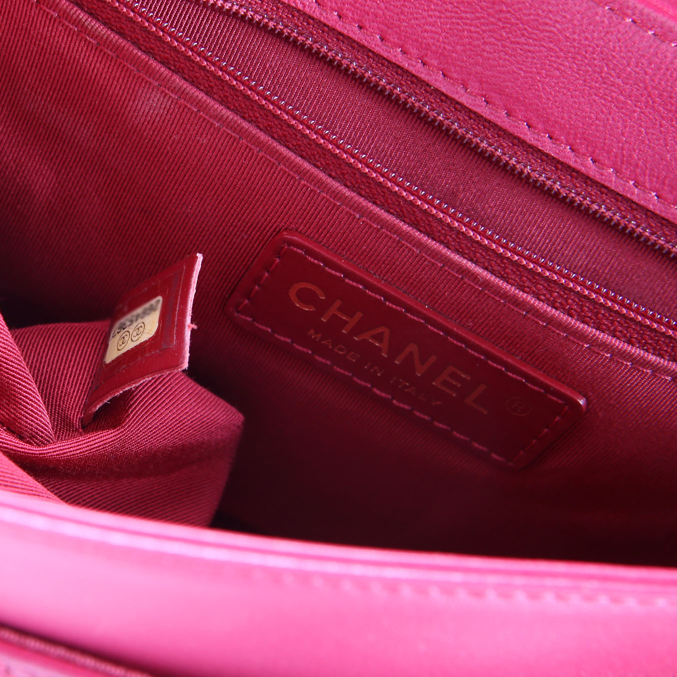 Lovely Day Medium Flap Lambskin 26M Berry