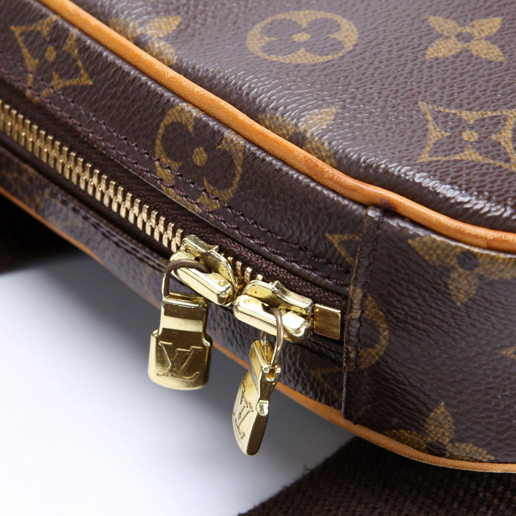 Pochette Gange Monogram