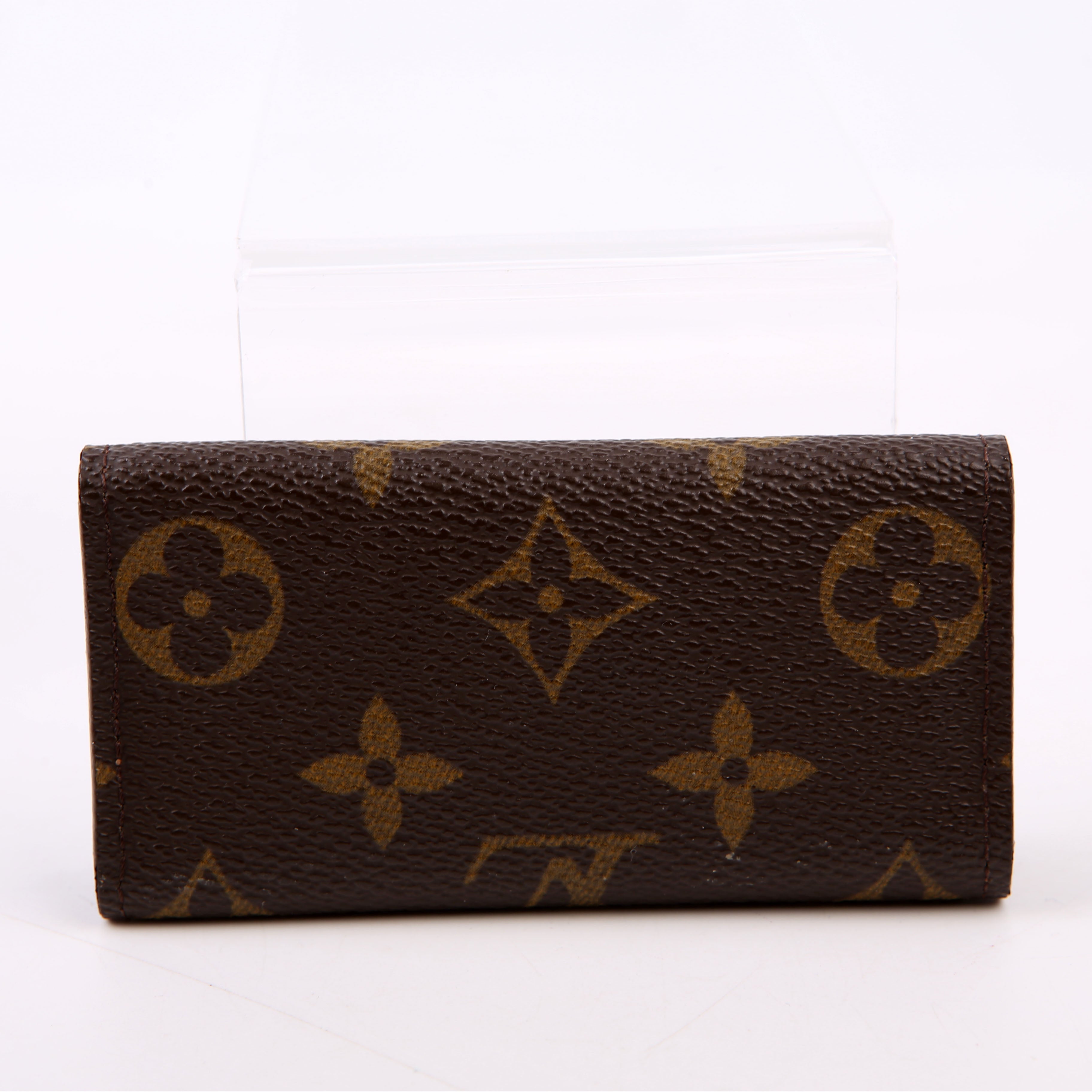 Multicles 4 Monogram