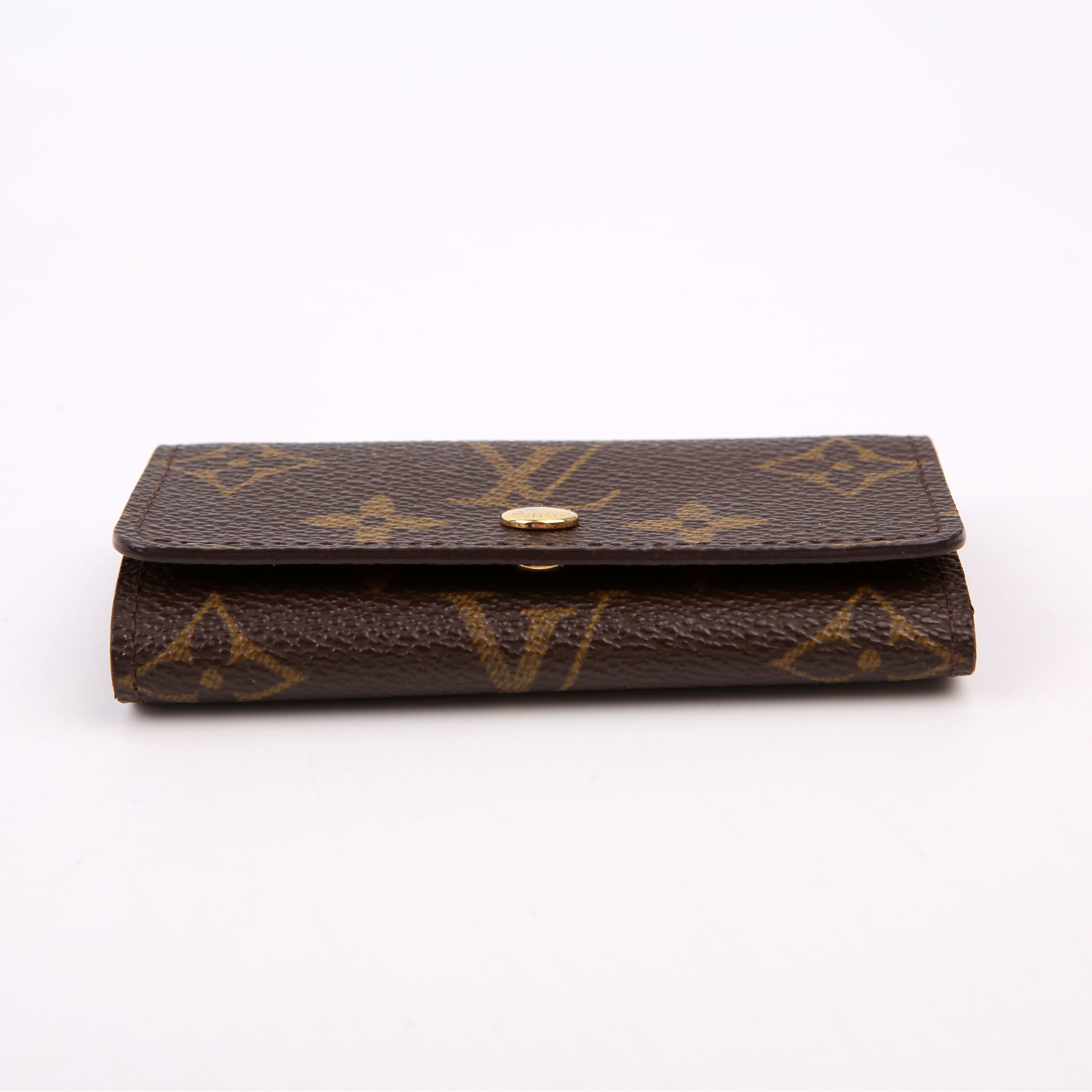 Multicles 4 Monogram