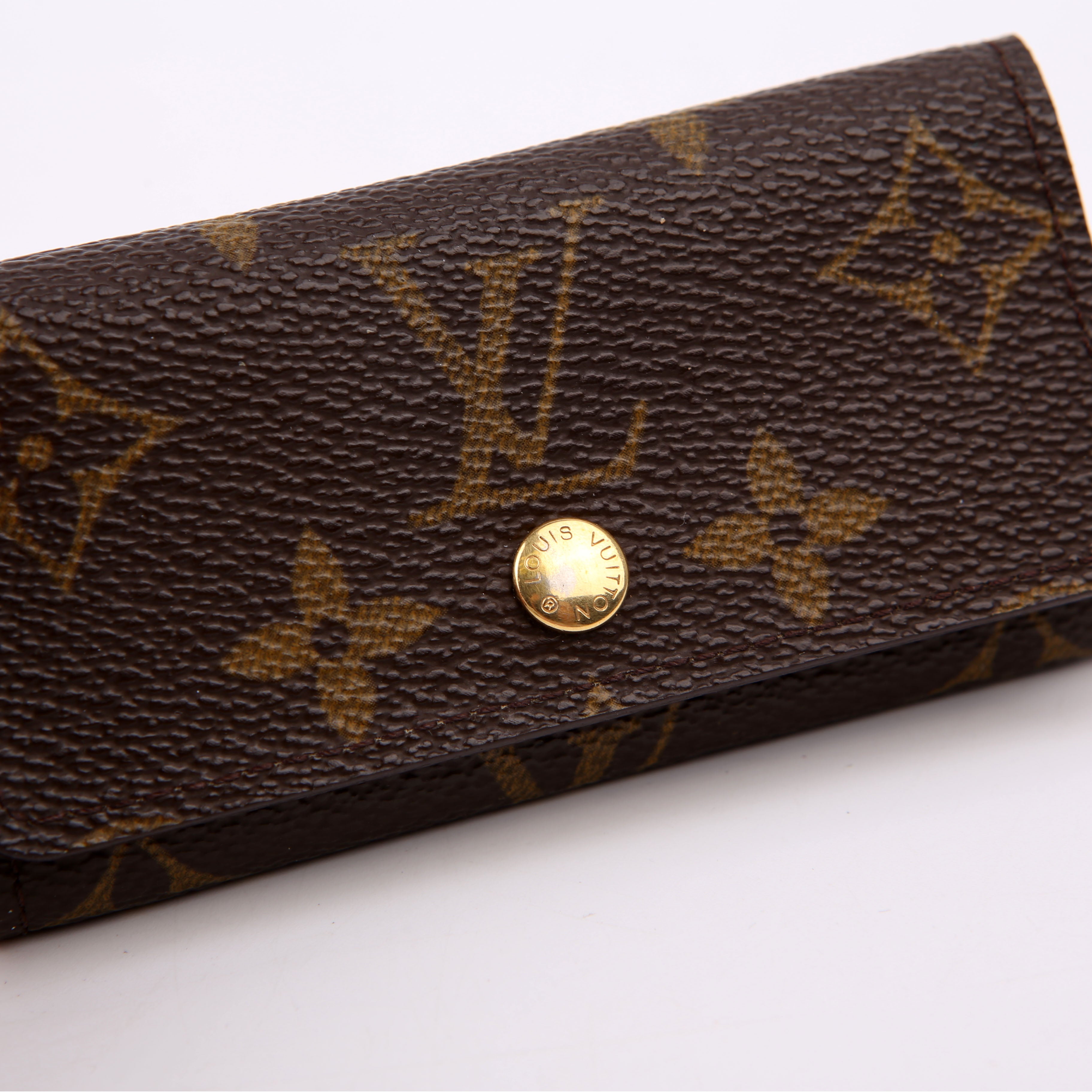 Multicles 4 Monogram
