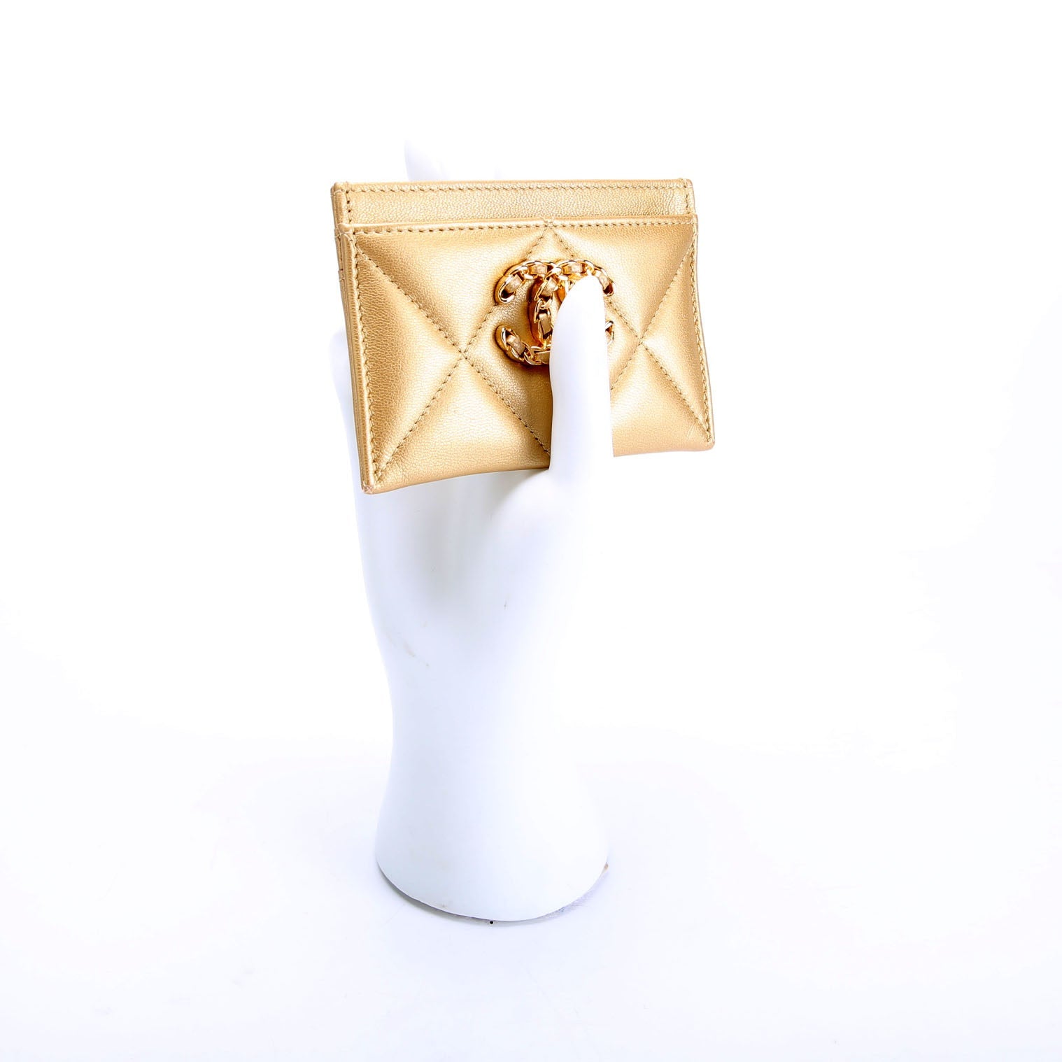 Quilted Lambskin 19 Card Holder Gold