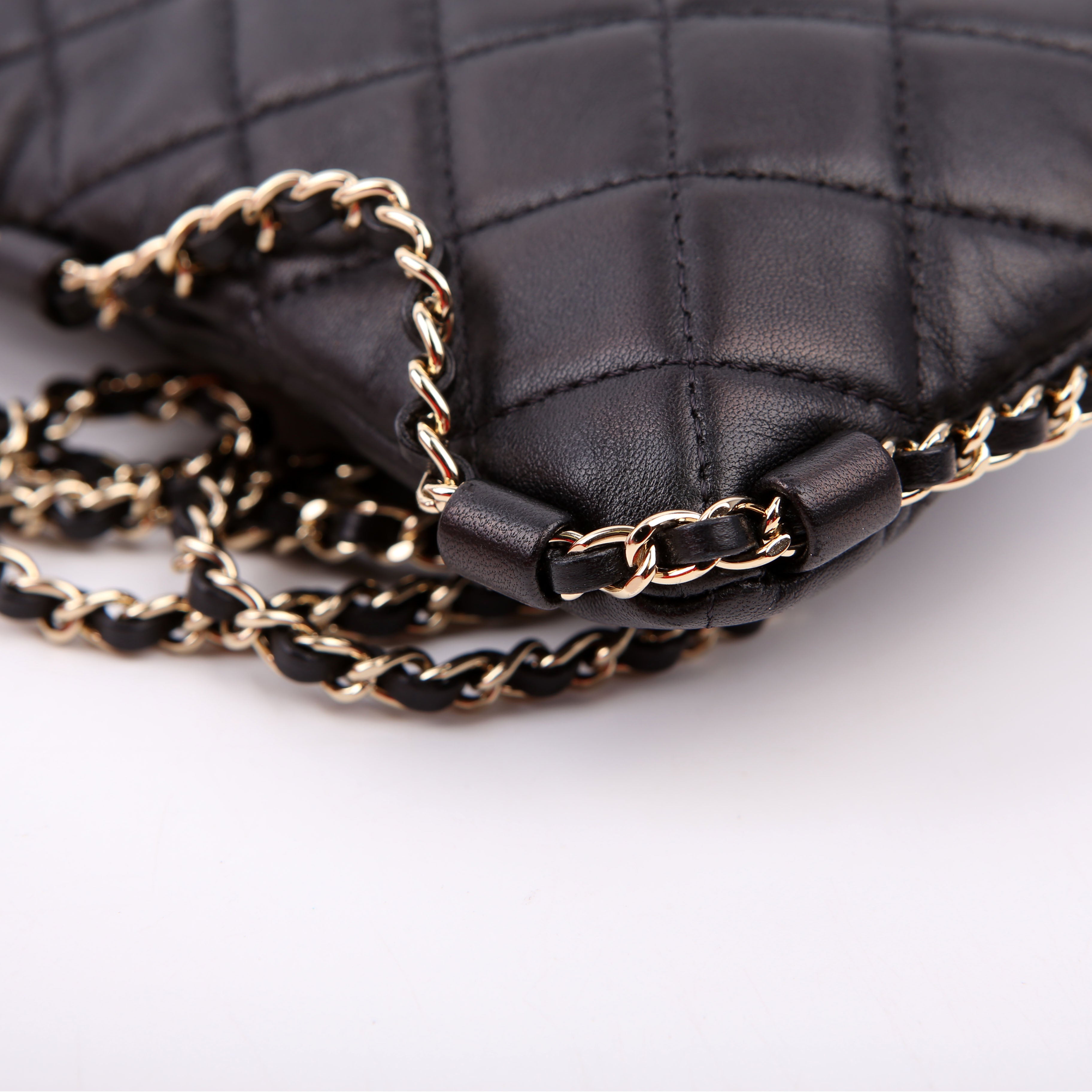 Chain Around Phone Holder Lambskin Black