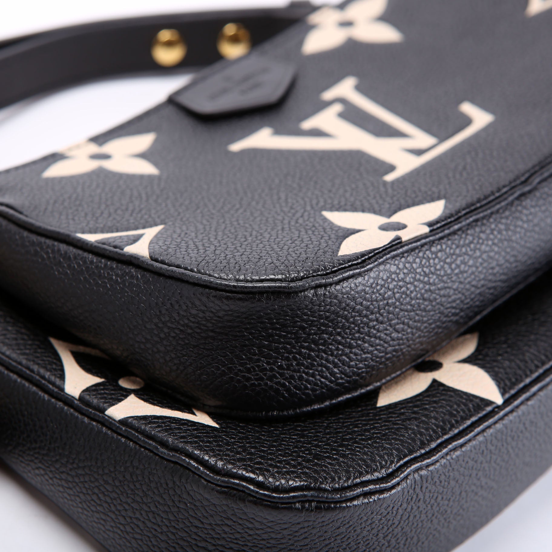 Multi Pochette Bicolor Empreinte Black/Beige